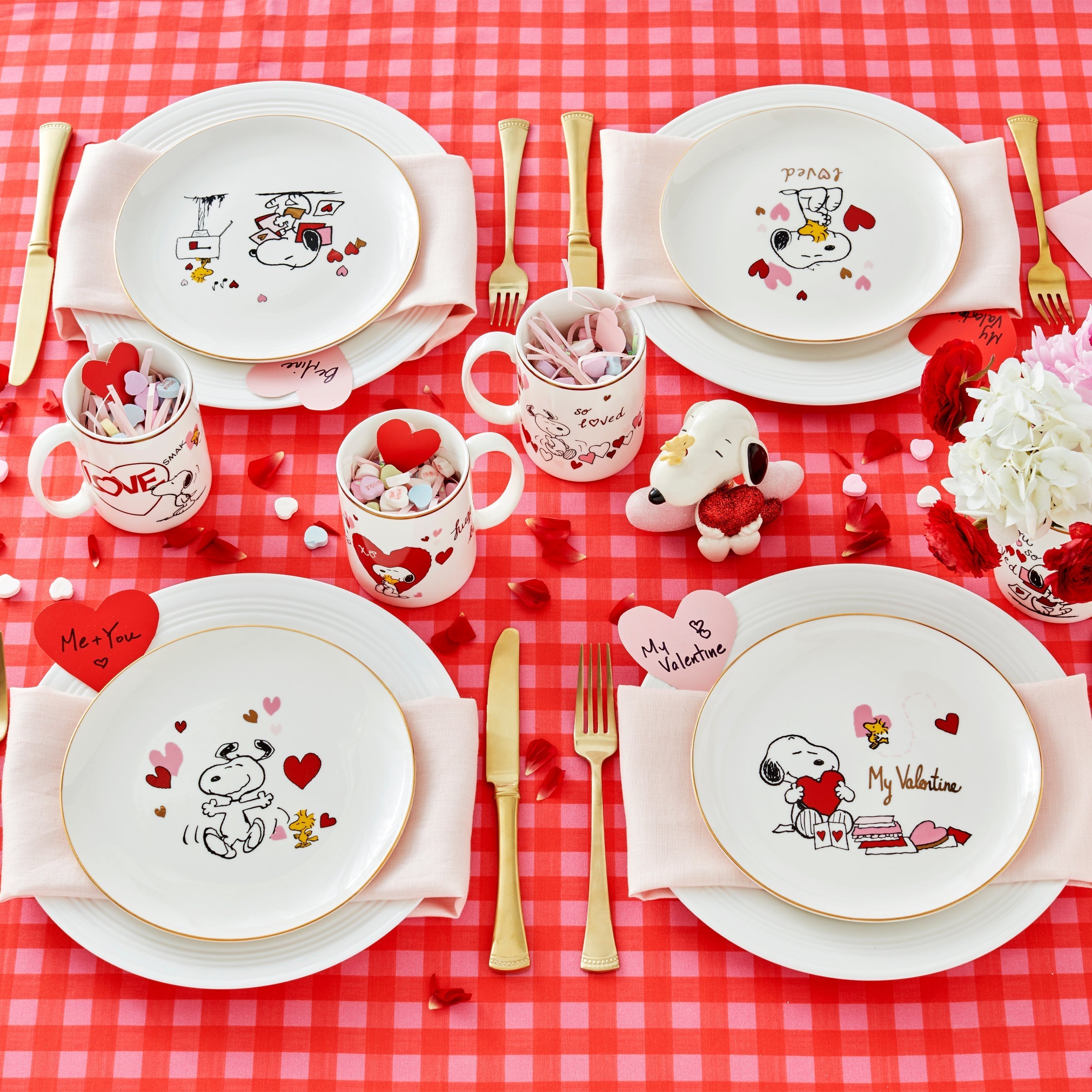 Lenox Everyday Flatware Snoopy Valentine's Day Mugs, Set of 4 - Image 4