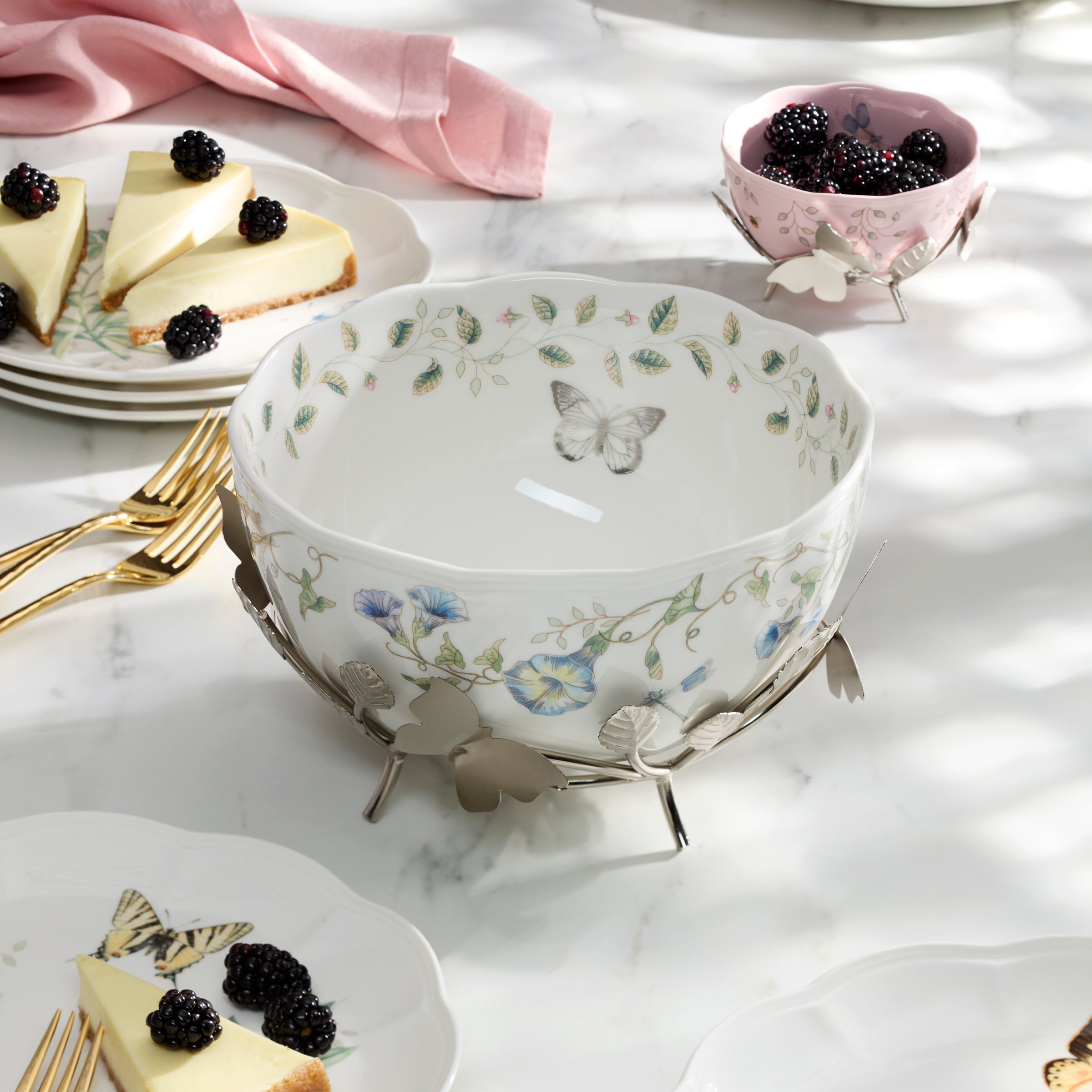 Lenox Everyday Flatware Butterfly Meadow Bowl with Stand - Image 3
