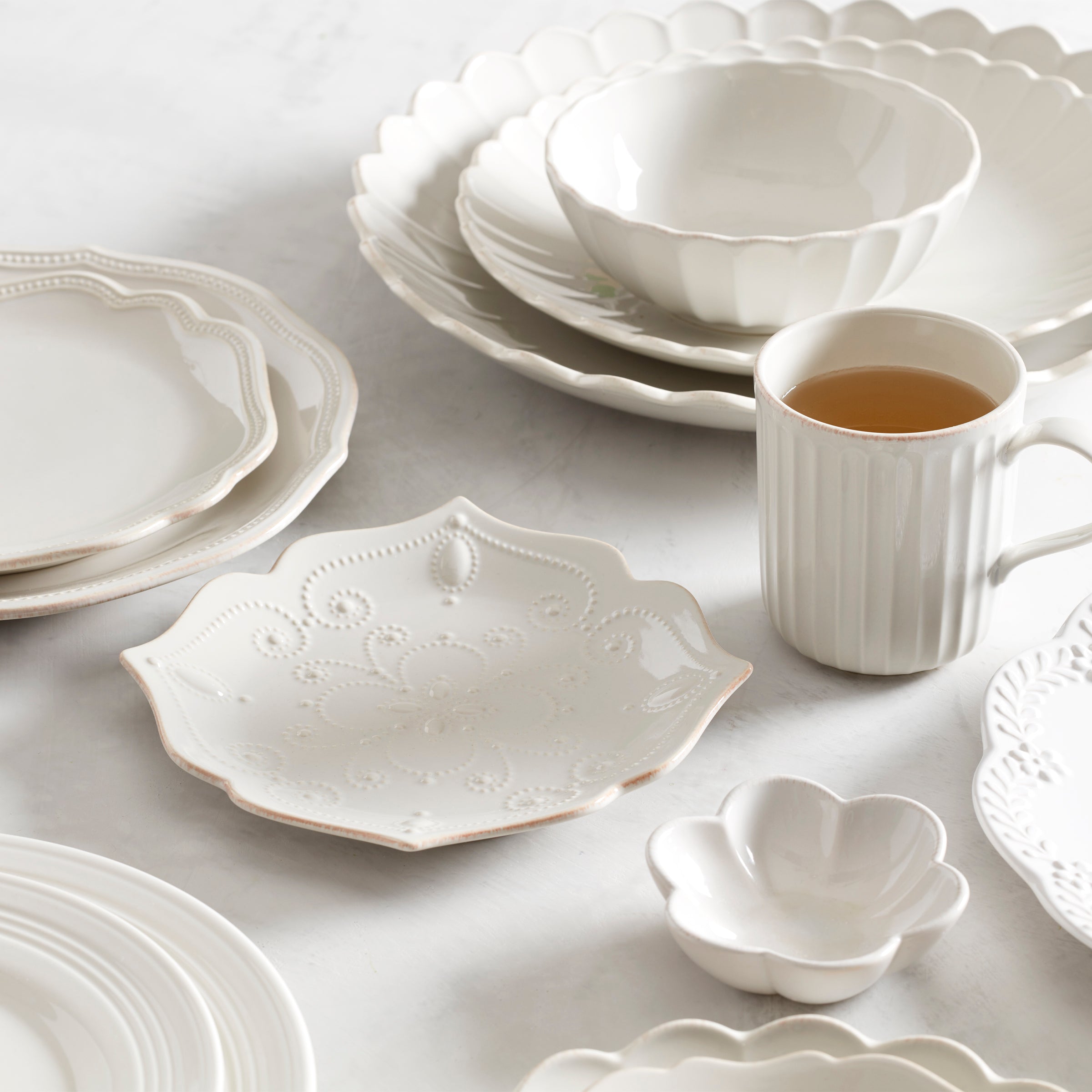 Lenox Everyday Flatware French Perle Scallop White Mini Dish - Image 5