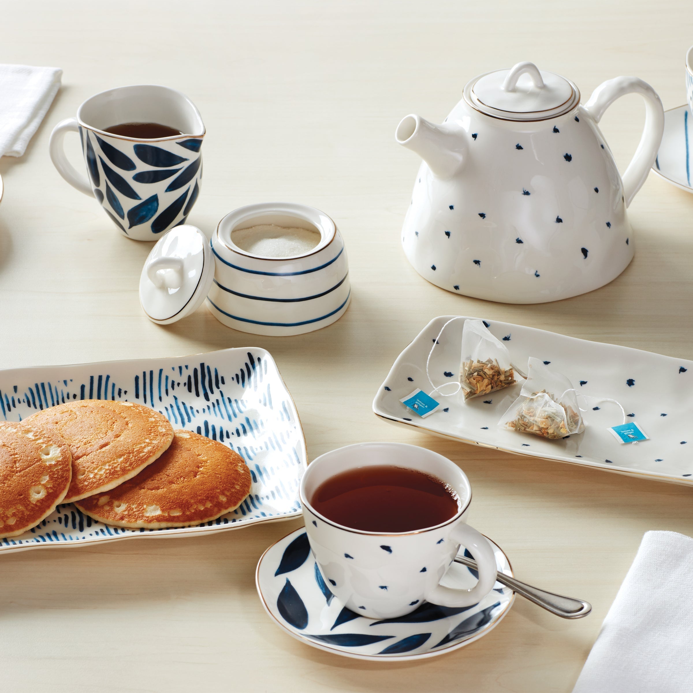 Lenox Everyday Flatware Blue Bay 4-Piece Teacup & Saucer Set - Image 3