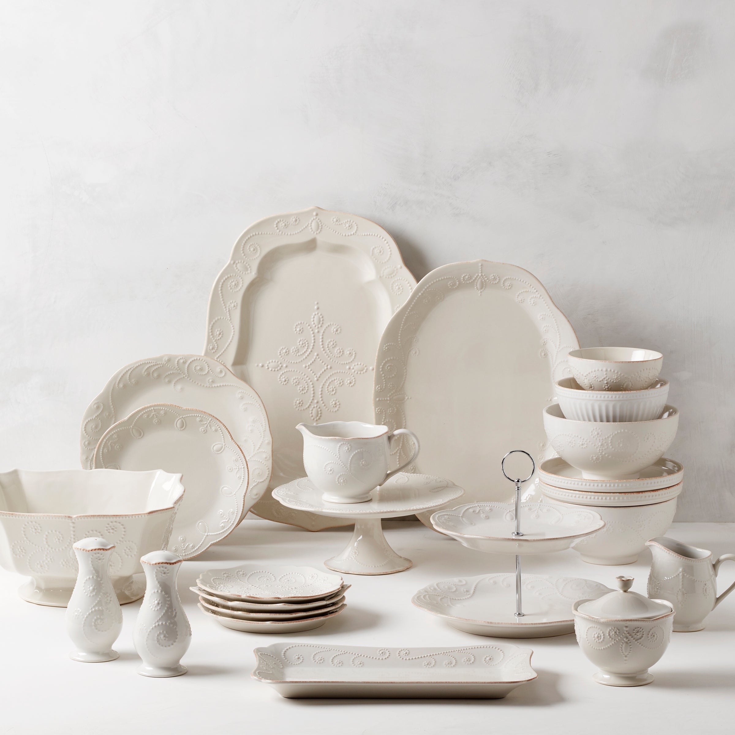 Lenox Everyday Flatware French Perle White Centerpiece Bowl - Image 3