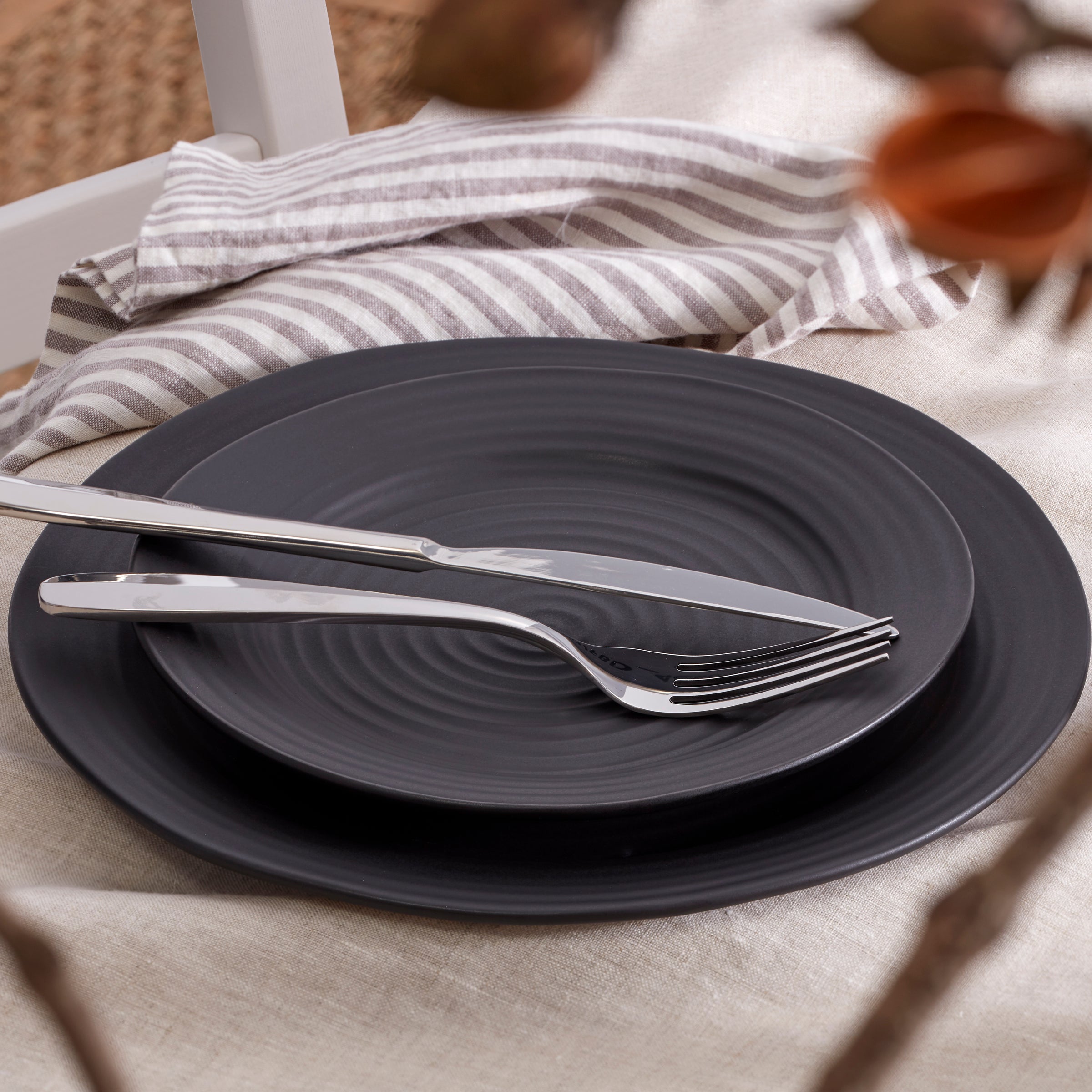 Lenox Everyday Flatware Ridge Black 12-Piece Dinnerware Set - Image 13