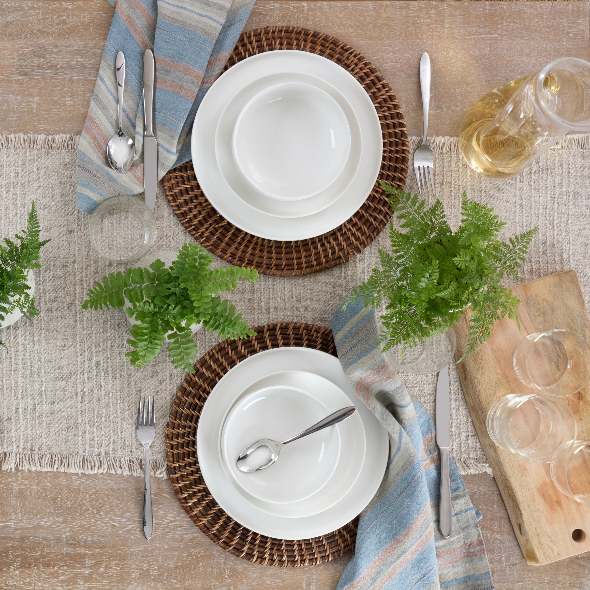 Lenox Everyday Flatware 24 Seven White 18-Piece Dinnerware Set - Image 3