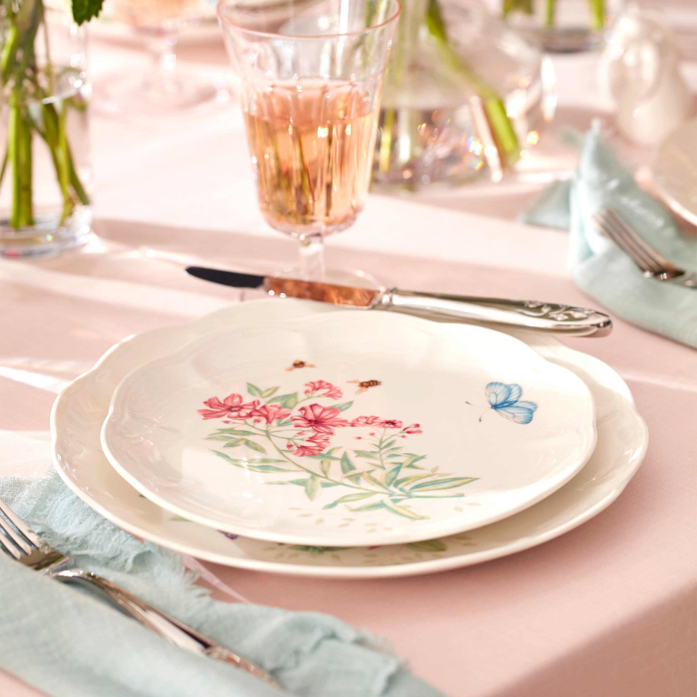 Lenox Everyday Flatware Butterfly Meadow 18-Piece Dinnerware Set - Image 5
