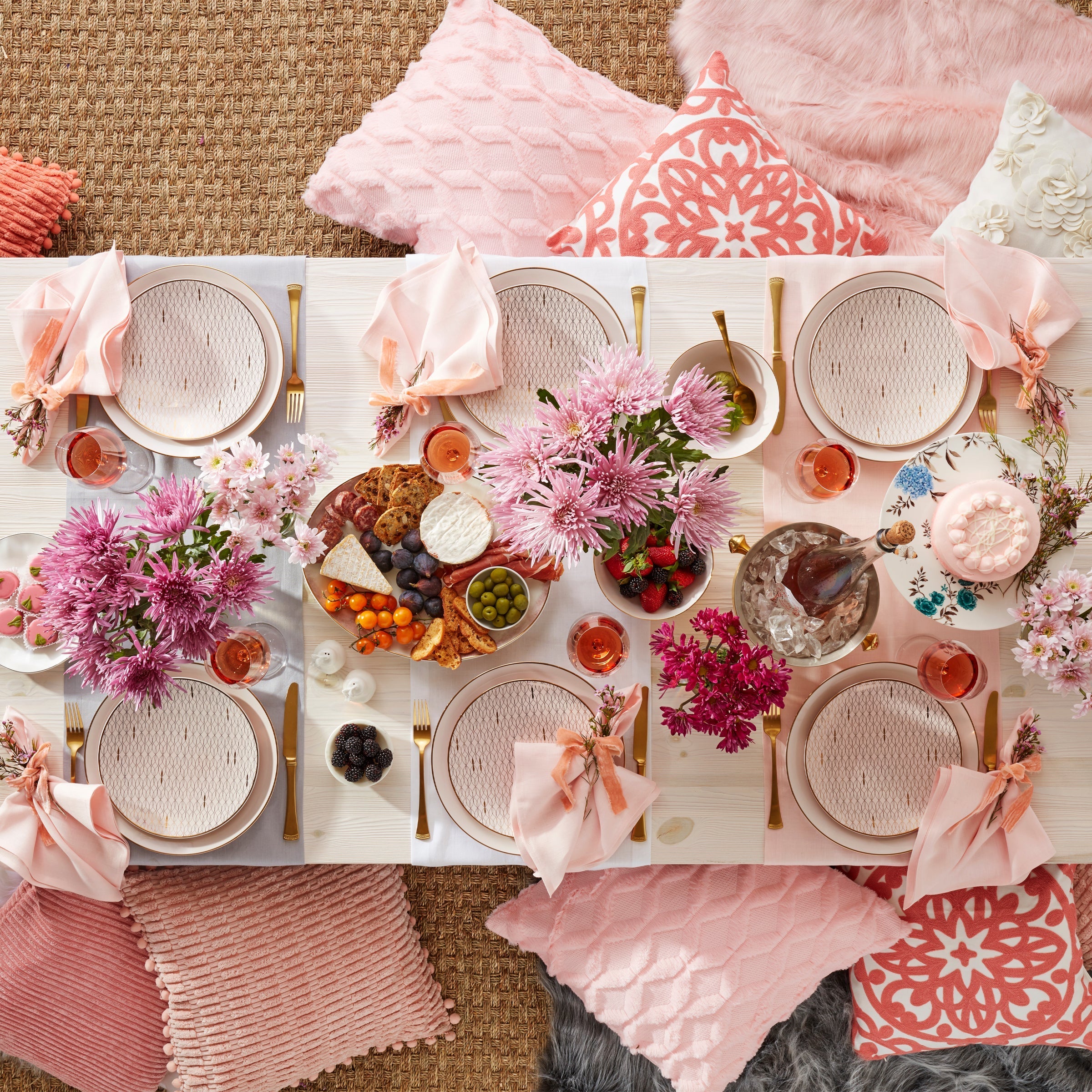 Lenox Everyday Flatware Trianna Blush 12-Piece Dinnerware Set - Image 12