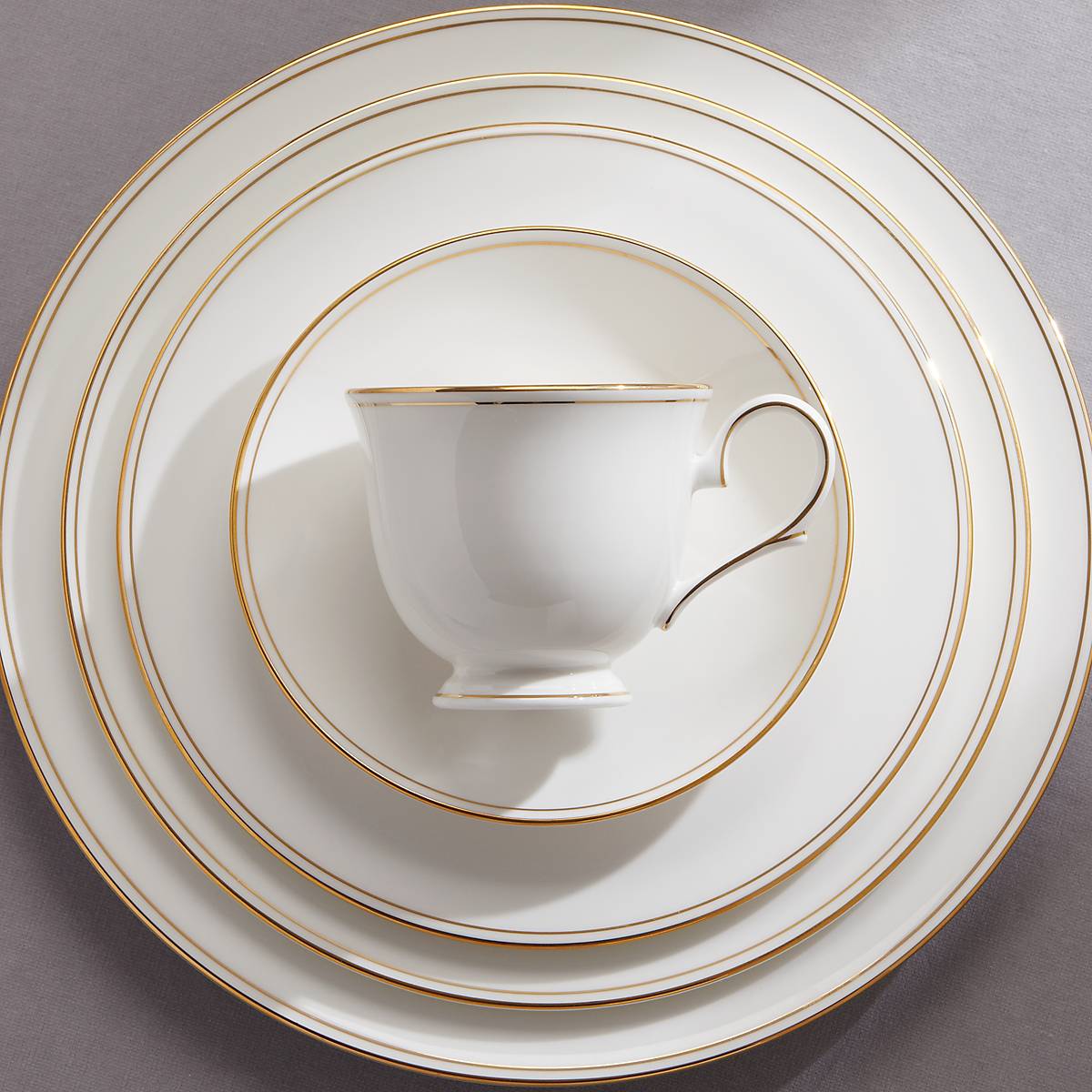 Lenox Everyday Flatware Federal Gold 5-Piece Place Setting - Image 4
