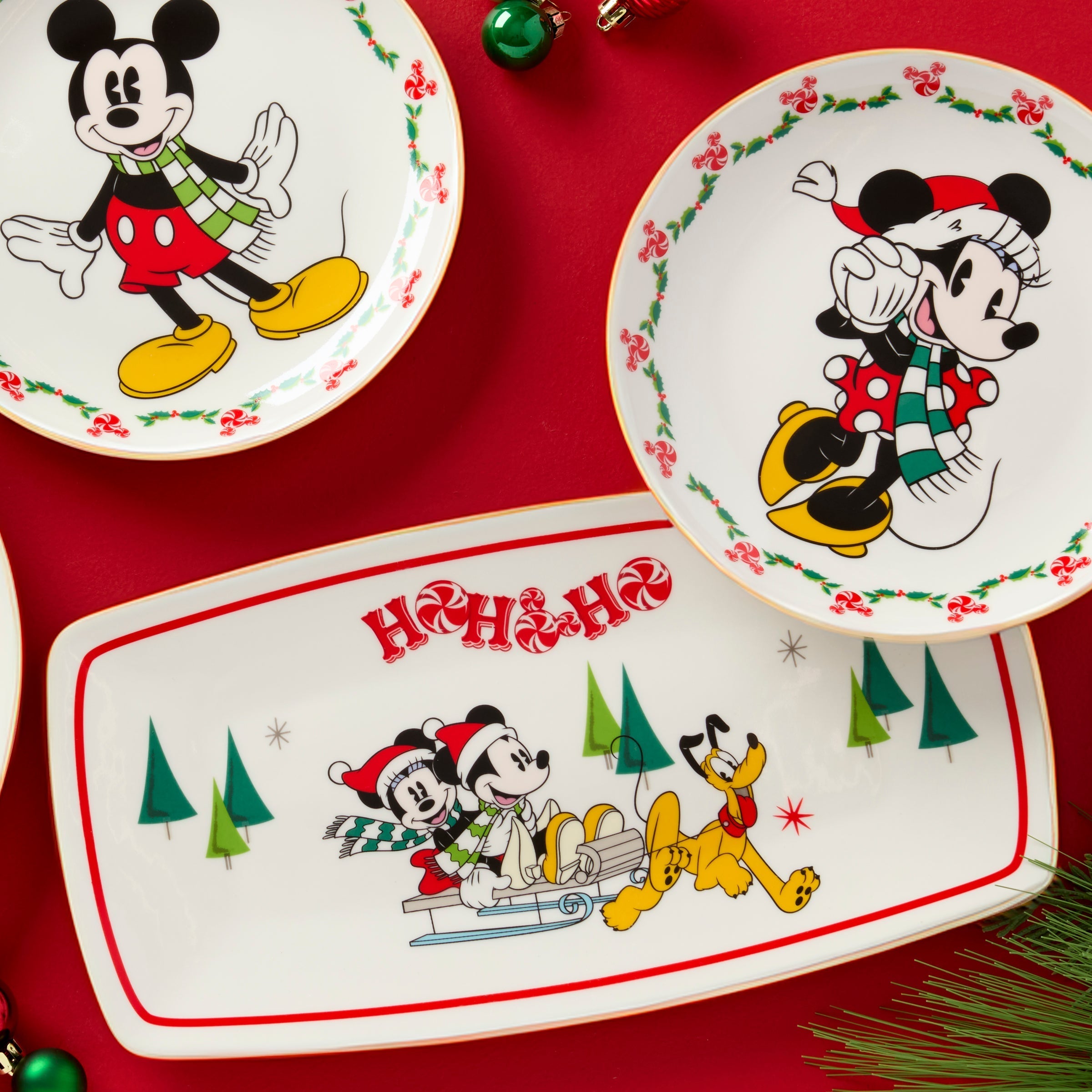 Lenox Everyday Flatware Disney Holiday Hors d'Oeuvres Tray - Image 6
