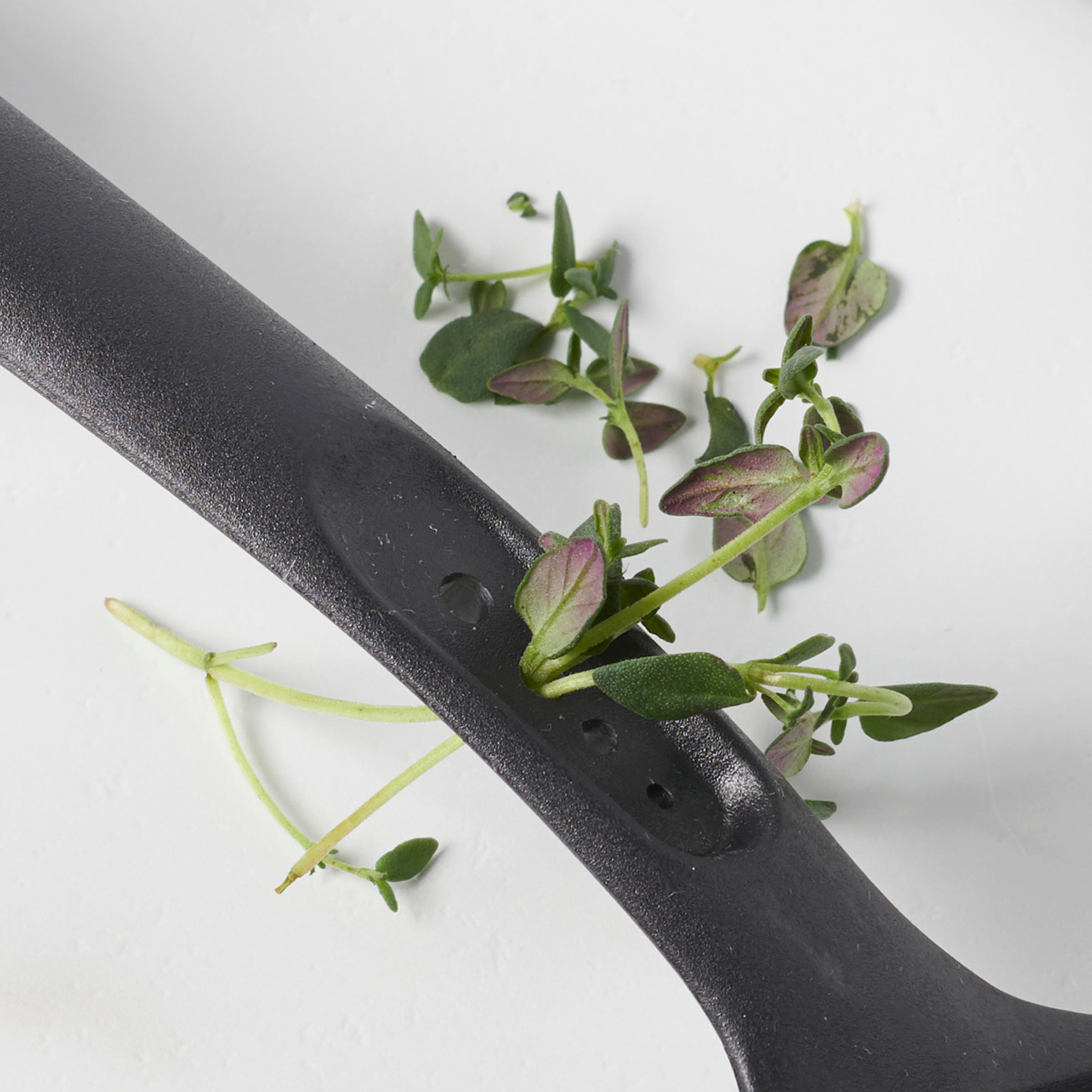 Lenox Everyday Flatware Elite Gadgets Silicone Serving Ladle - Image 3