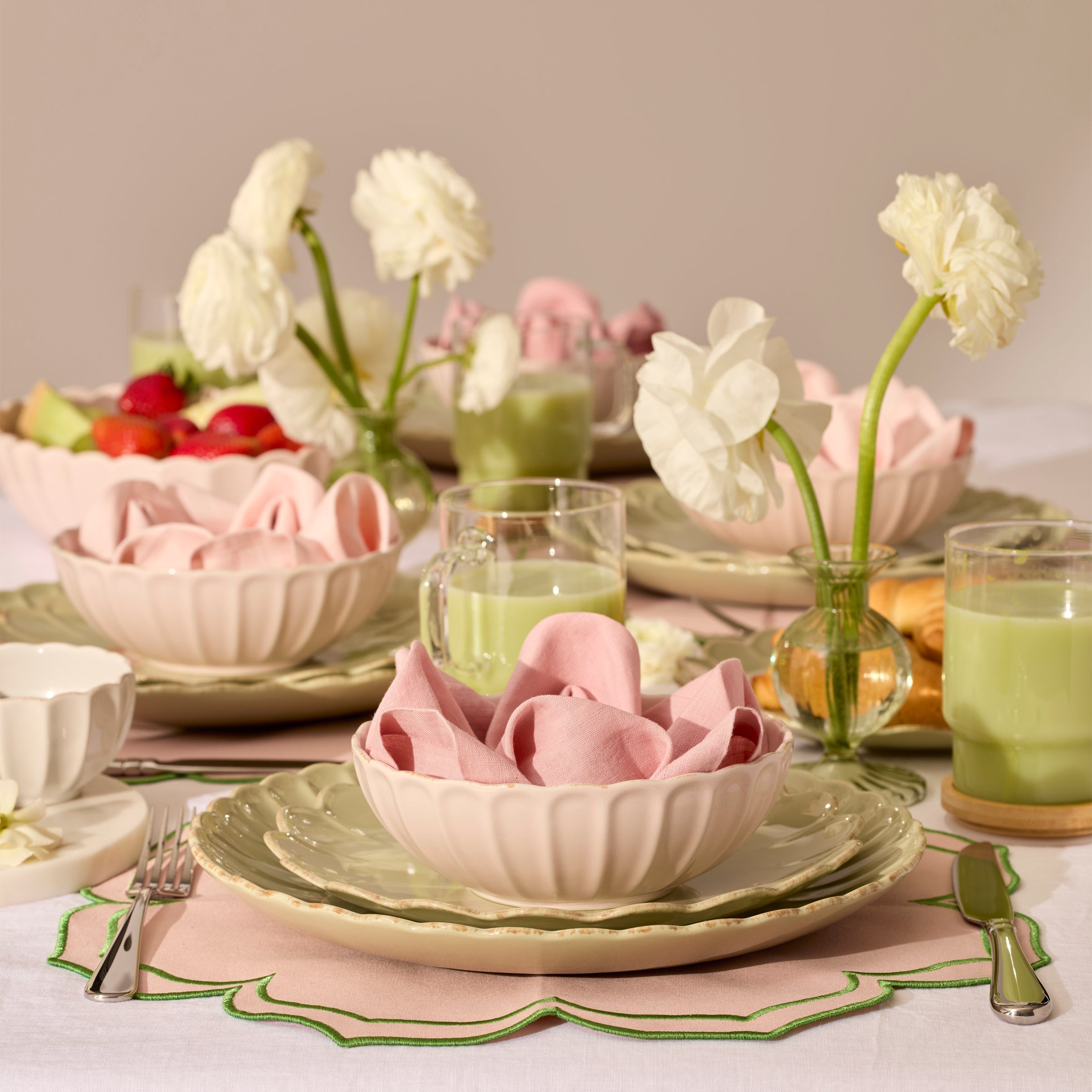 Lenox Everyday Flatware French Perle Scallop Matcha 24-Piece Dinnerware Set - Image 8