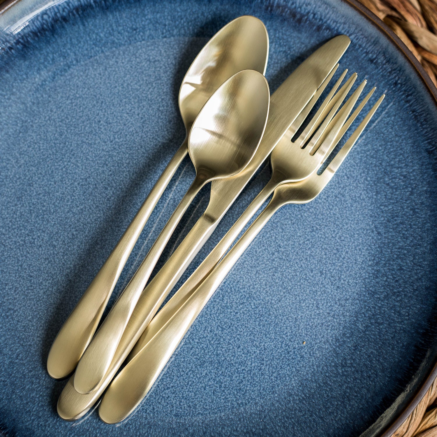 Lenox Everyday Flatware Poet Champagne Satin 20-Piece Flatware Set