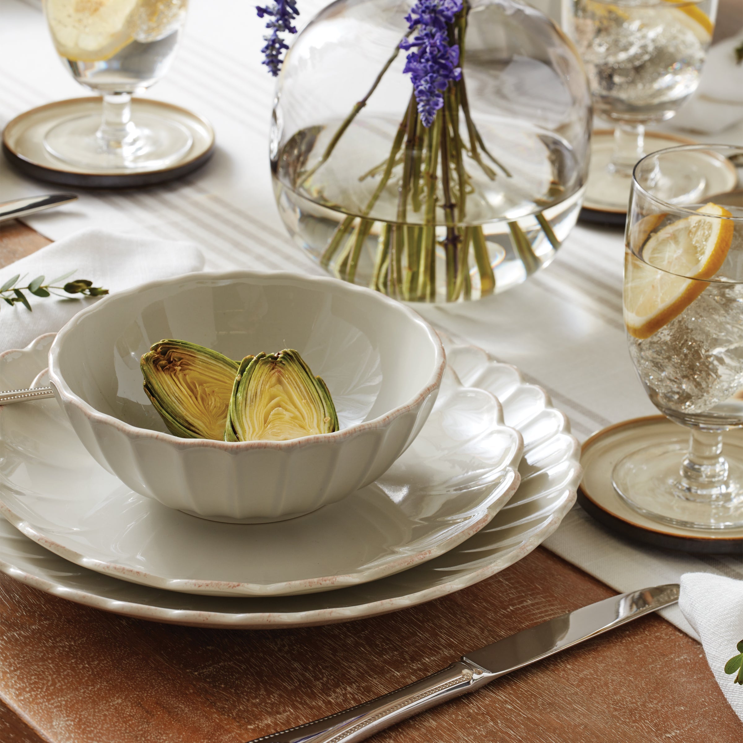 Lenox Everyday Flatware French Perle Scallop White 18-Piece Dinnerware Set - Image 5