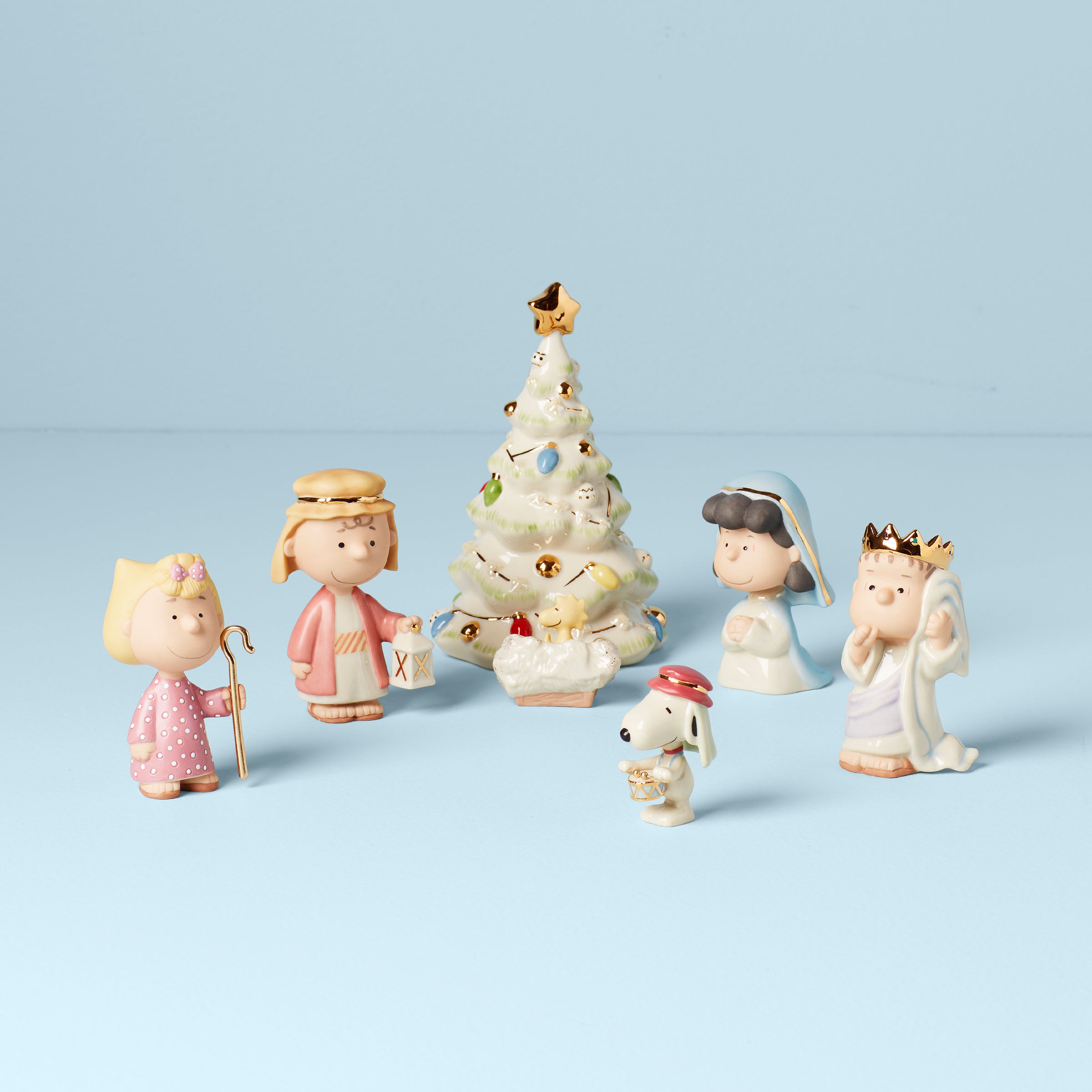 Lenox Everyday Flatware Peanuts 7-Piece Christmas Pageant Figurines