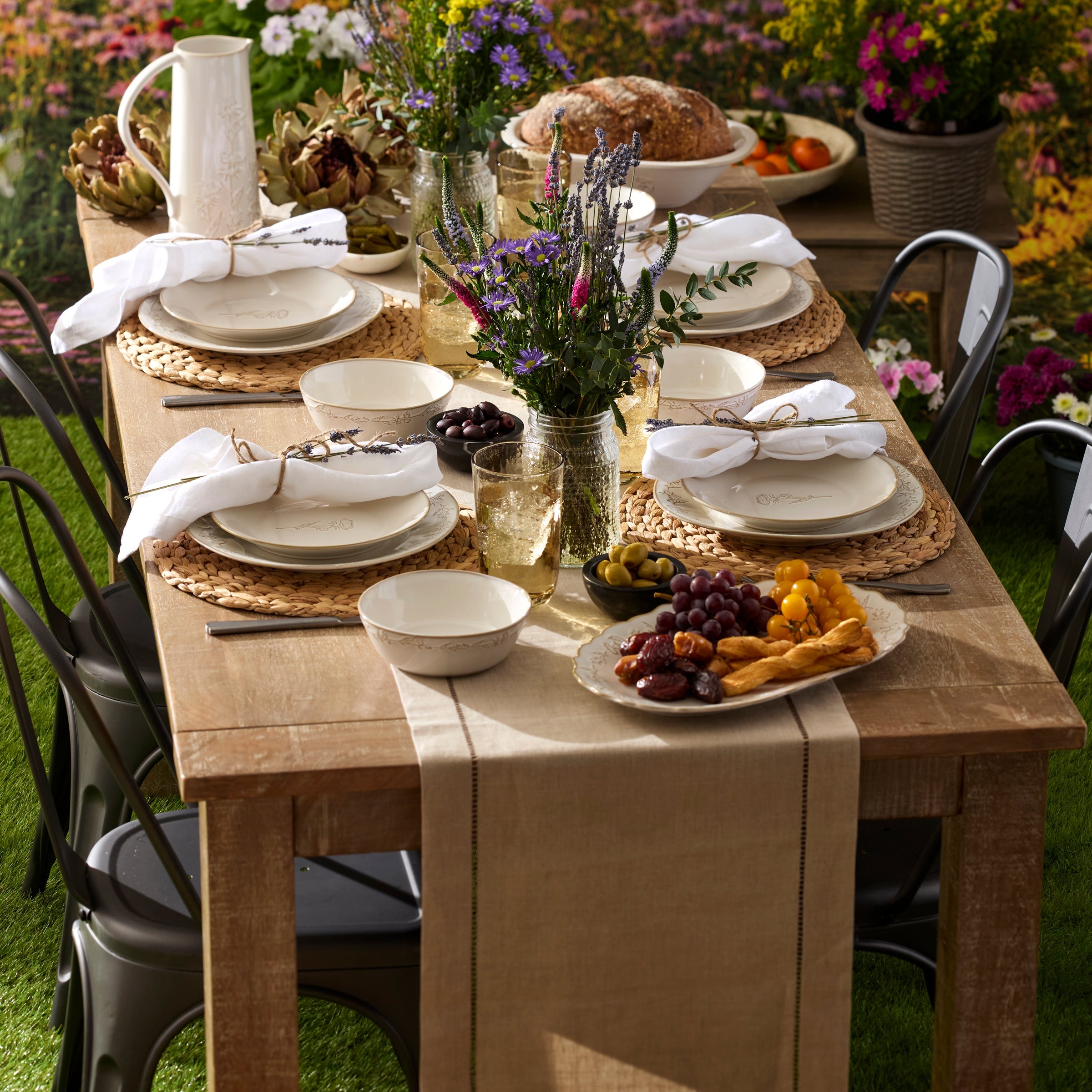 Lenox Everyday Flatware Homespun 16-Piece Dinnerware Set - Image 2