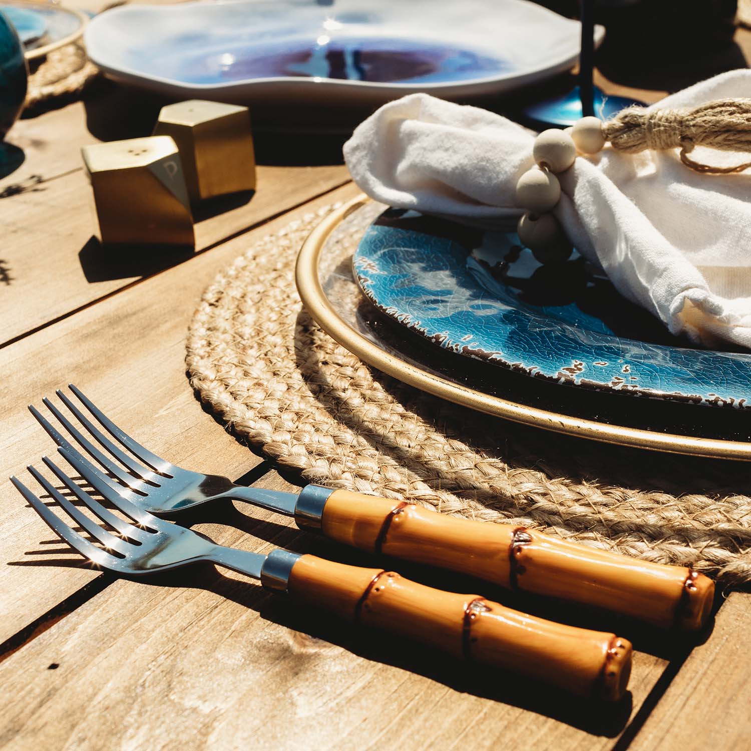 Lenox Everyday Flatware Bamboo Plastic Handle 20-Piece Flatware Set - Image 4