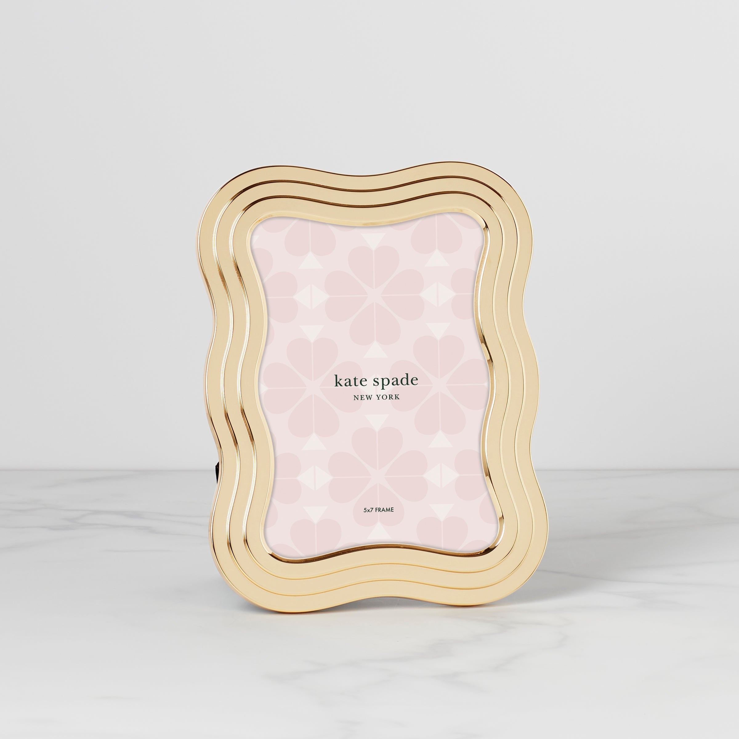Lenox Everyday Flatware South Street Gold 5x7 Wavy Photo Frame