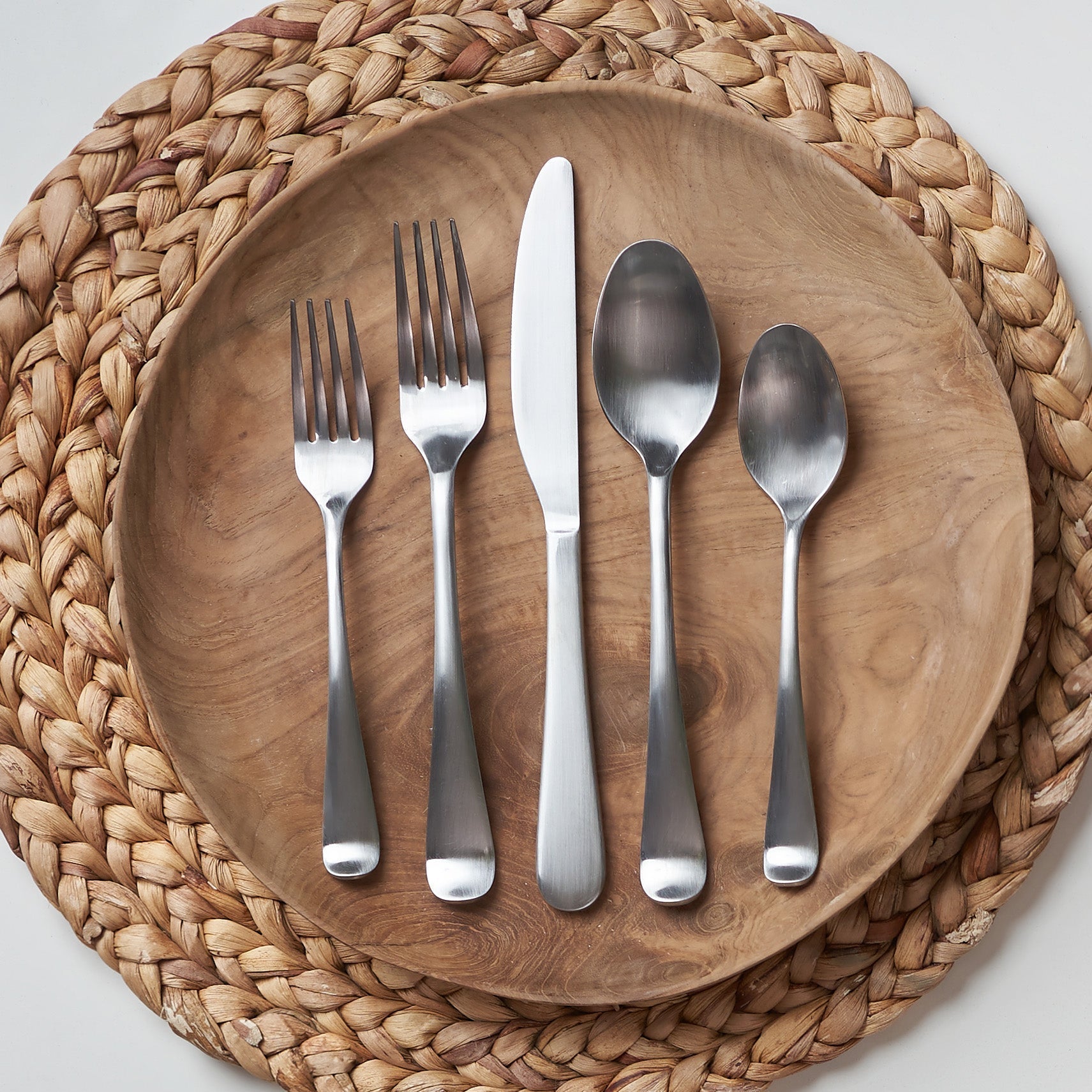 Lenox Everyday Flatware Rhiannon Satin 45-Piece Flatware Set - Image 7