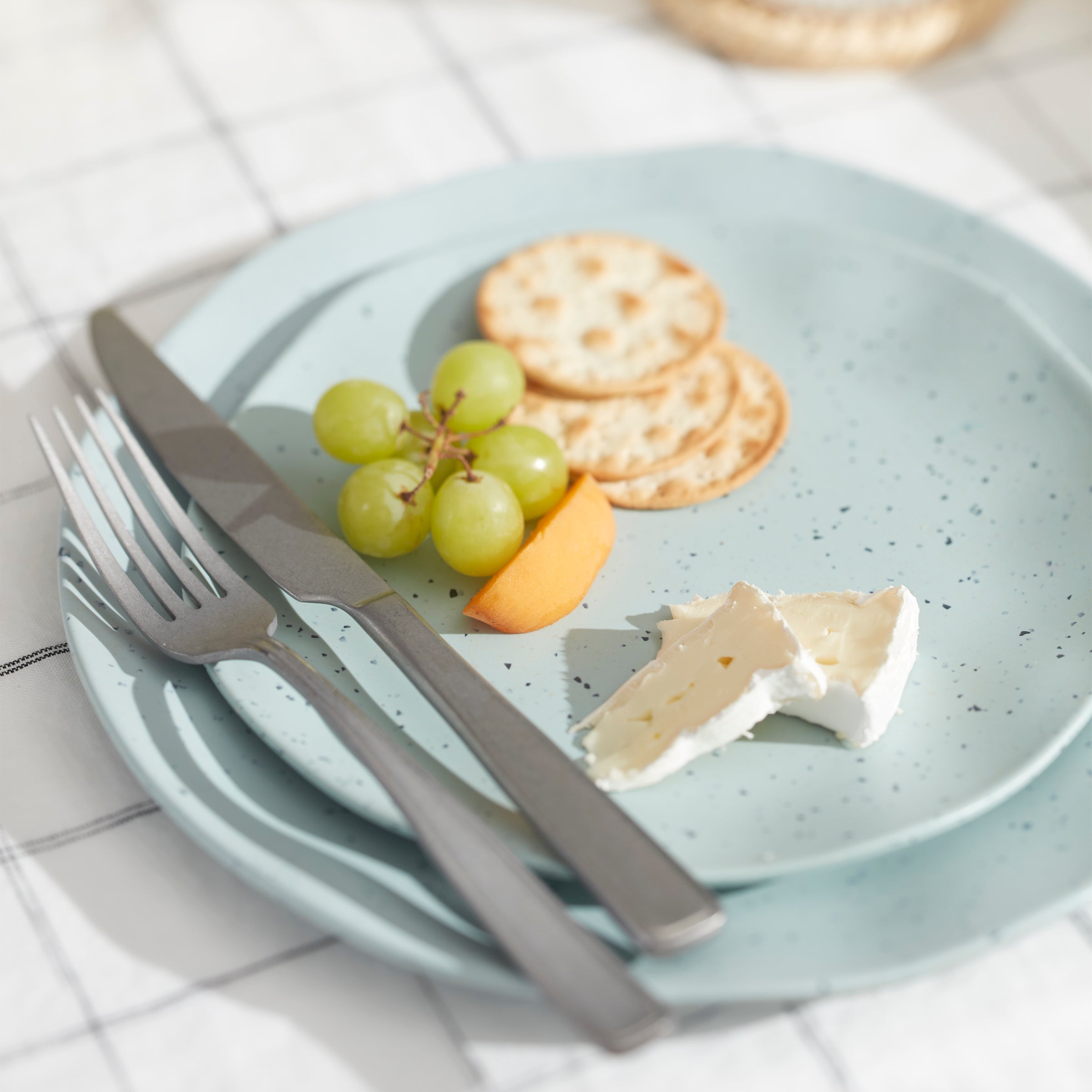 Lenox Everyday Flatware Terrazzo Melamine Mint 12-Piece Dinnerware Set - Image 7