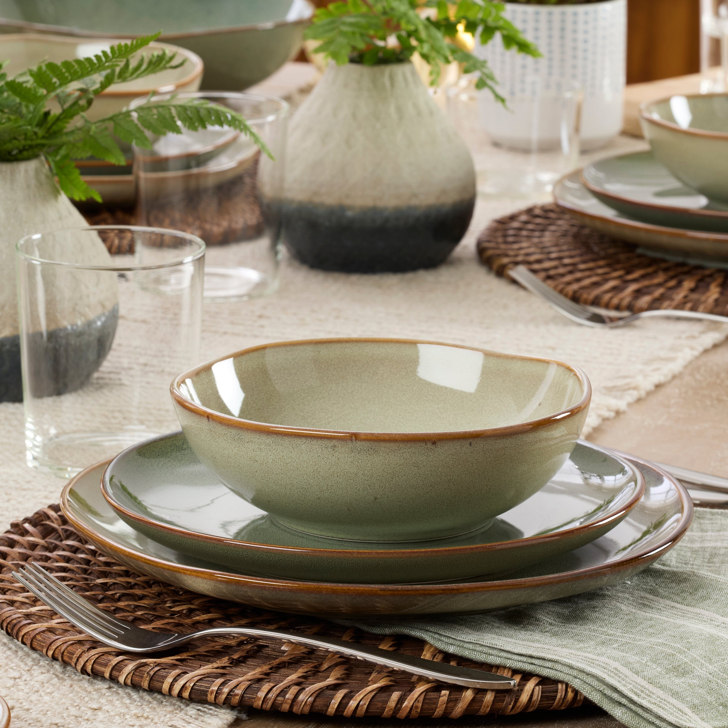 Lenox Everyday Flatware Organic Shades Sage Green 12-Piece Dinnerware Set - Image 3