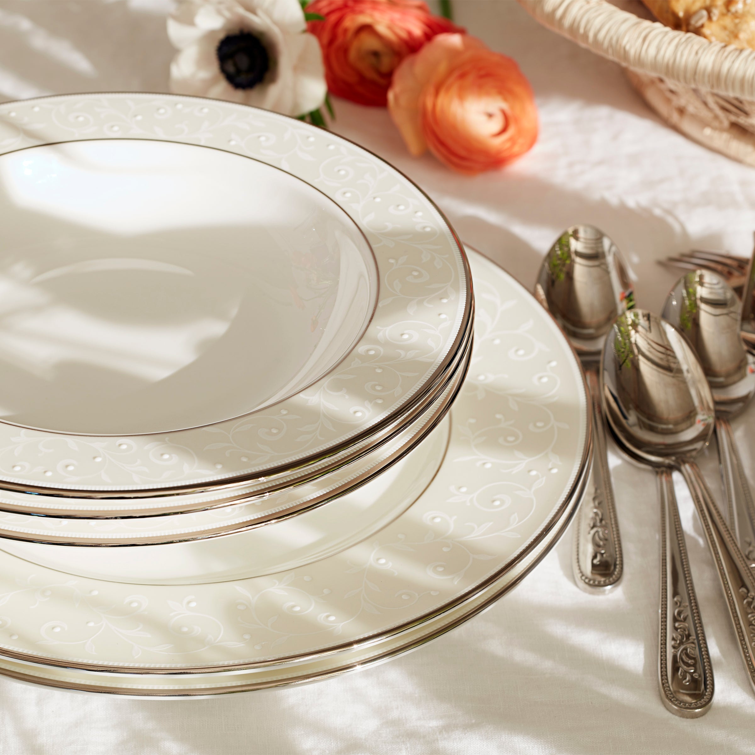Lenox Everyday Flatware Opal Innocence 3-Piece Place Setting - Image 2