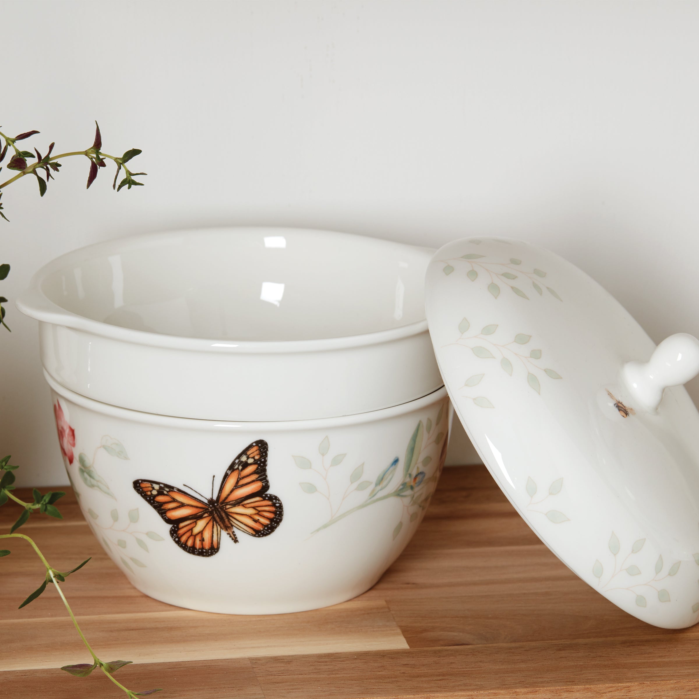 Lenox Everyday Flatware Butterfly Meadow 3-Piece Stackable Bowl Set - Image 5