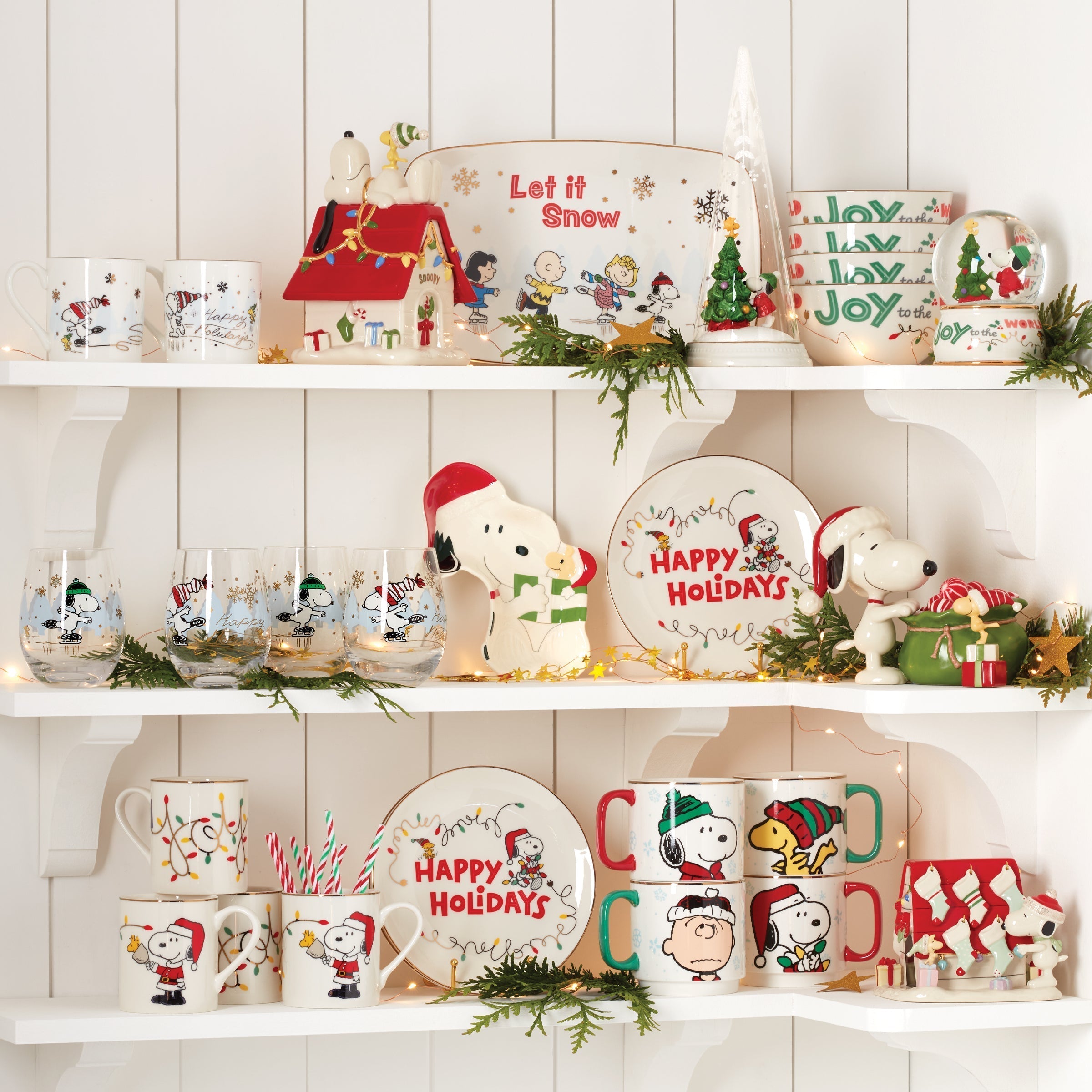Lenox Everyday Flatware Snoopy Christmas All-Purpose Bowls, Set of 4 - Image 3