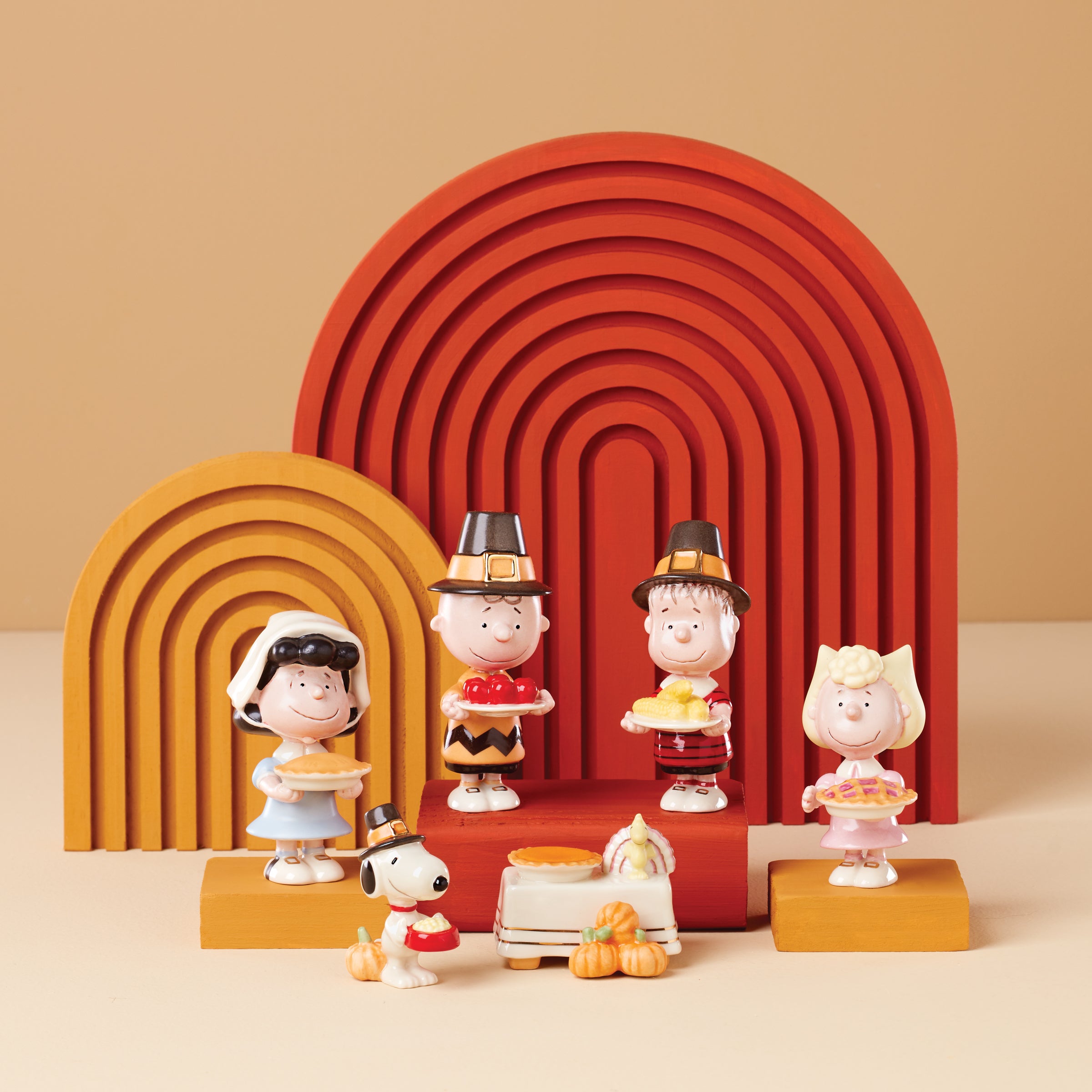 Lenox Everyday Flatware Peanuts Thanksgiving 6-Piece Figurine Set - Image 2