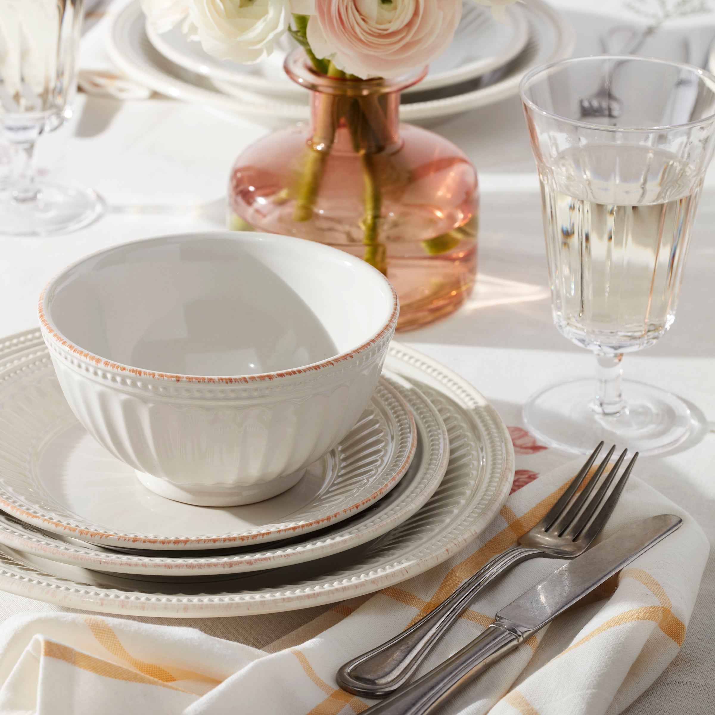 Lenox Everyday Flatware French Perle Groove White 4-Piece Place Setting - Image 5