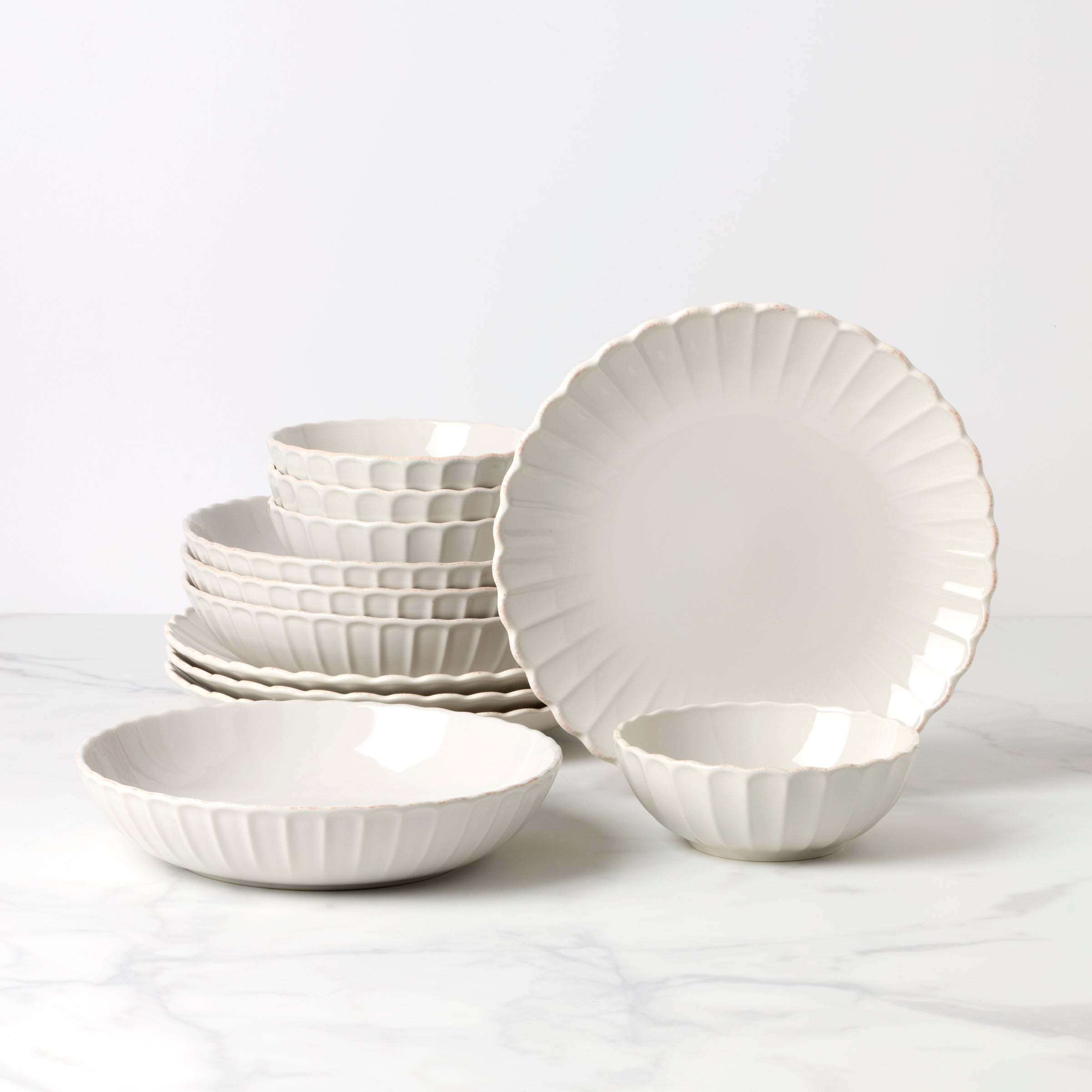 Lenox Everyday Flatware French Perle Scallop White 12-Piece Dinnerware Set