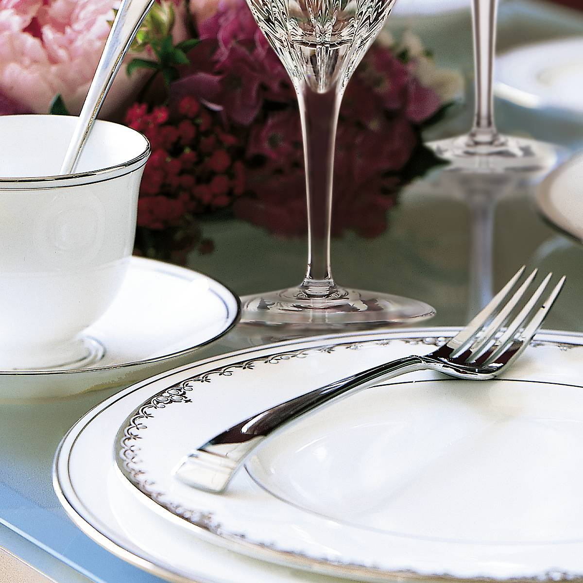 Lenox Everyday Flatware Federal Platinum 5-Piece Place Setting - Image 4