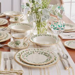 Alternative view of Lenox Everyday Flatware Eternal Gold 5-Piece Place Setting