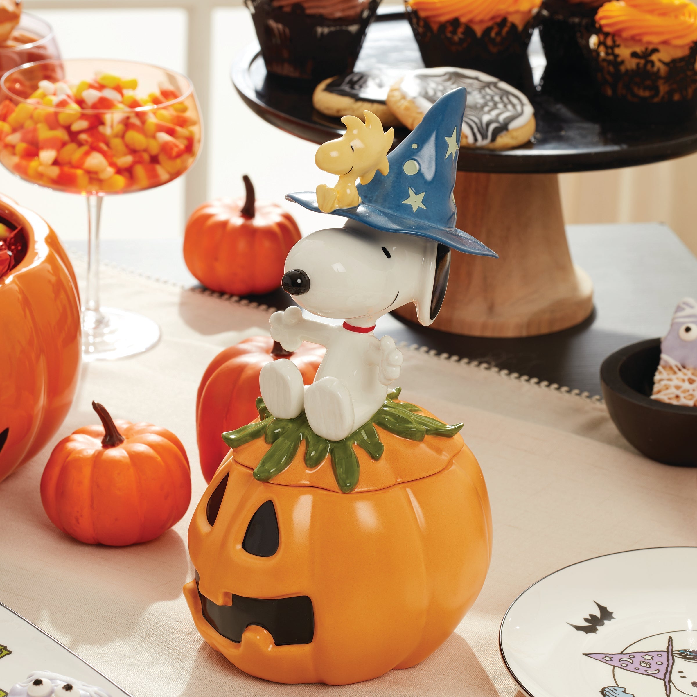 Lenox Everyday Flatware The Great Pumpkin Covered Candy Dish - Image 3