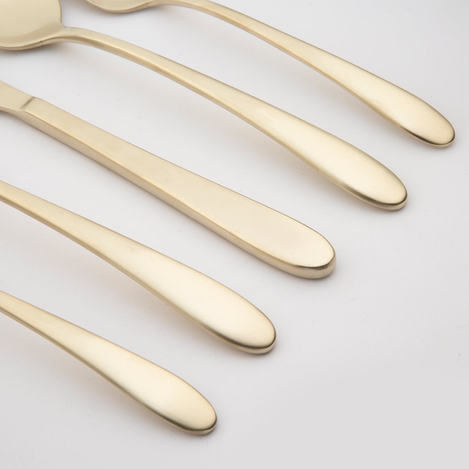 Lenox Everyday Flatware Poet Champagne Satin 20-Piece Flatware Set - Image 4