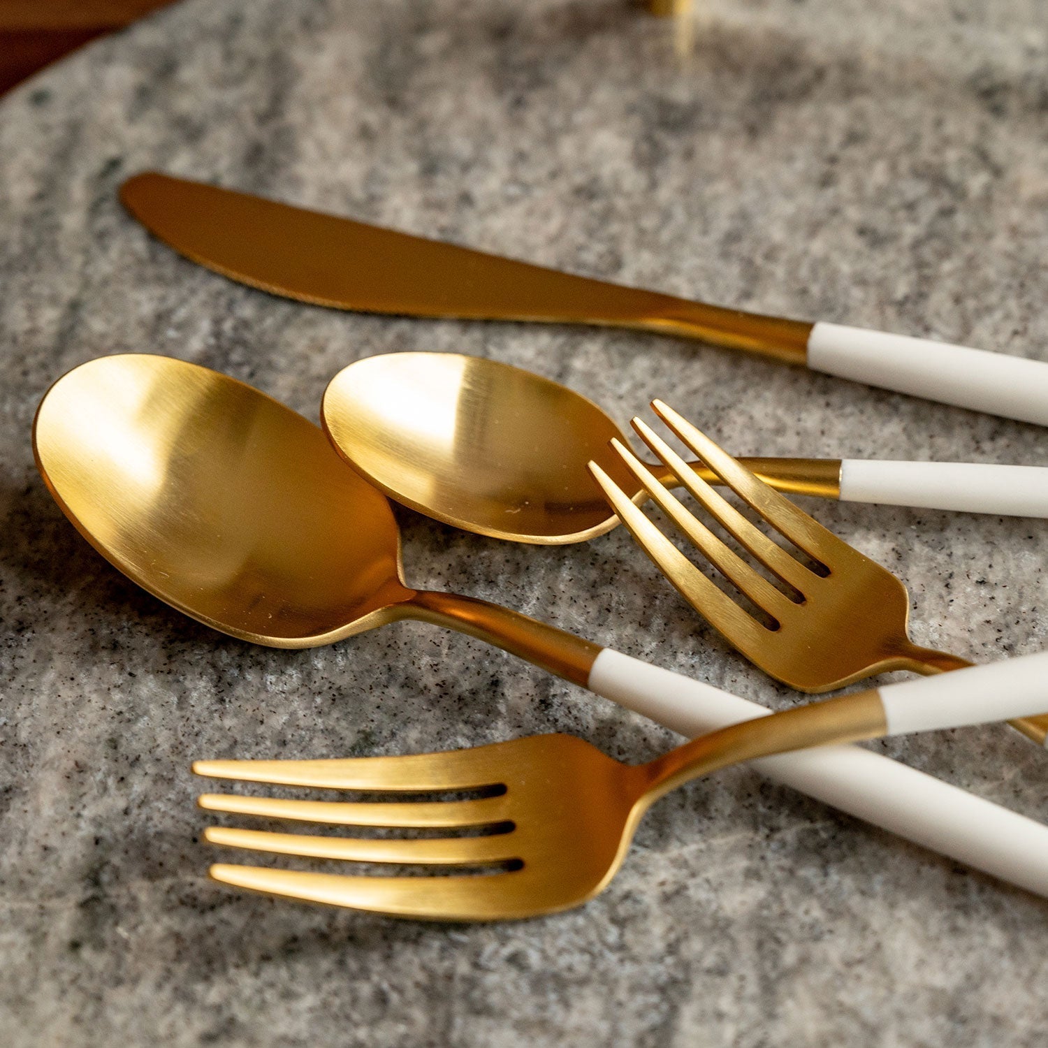 Lenox Everyday Flatware Mazzy Gold Satin White Pom Handle 20-Piece Flatware Set - Image 4