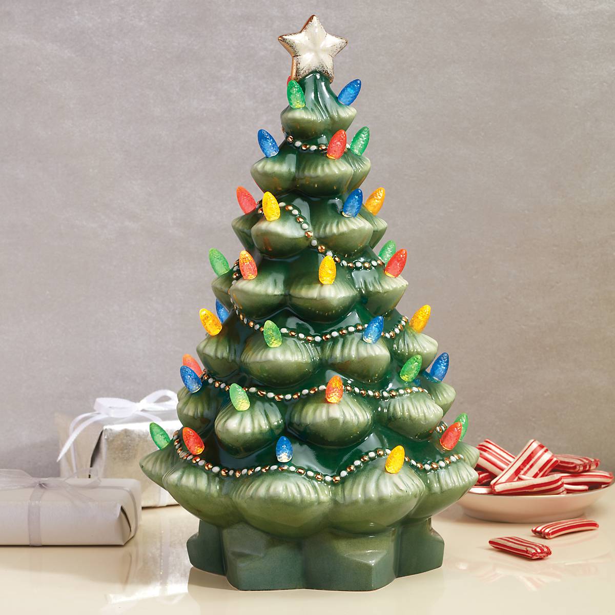 Lenox Everyday Flatware Treasured Traditions Green Lit Tree - Image 3