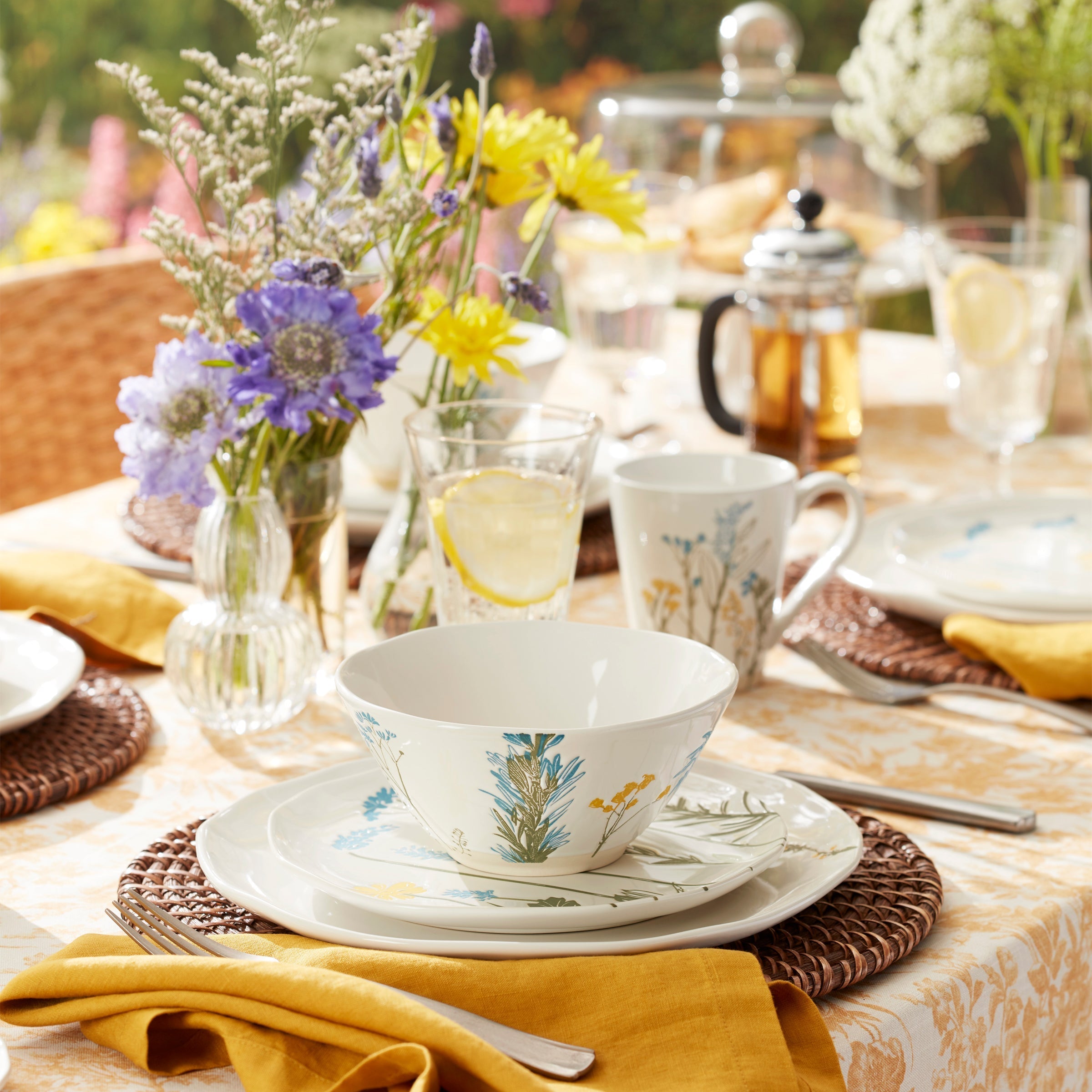 Lenox Everyday Flatware Wildflowers Dinner Plates, Set of 4 - Image 6