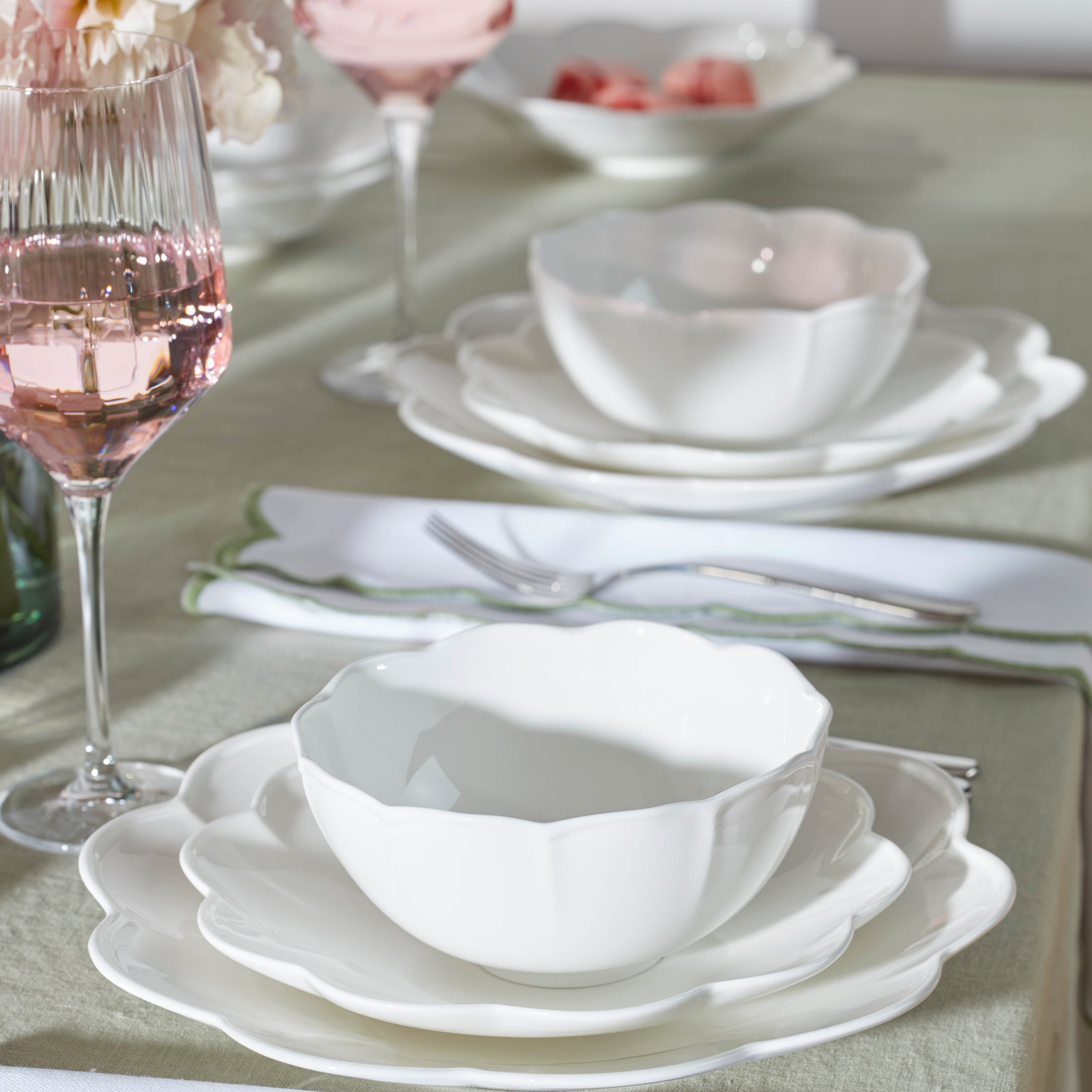 Lenox Everyday Flatware Studio 1414 Scallop 12-Piece Dinnerware Set - Image 13