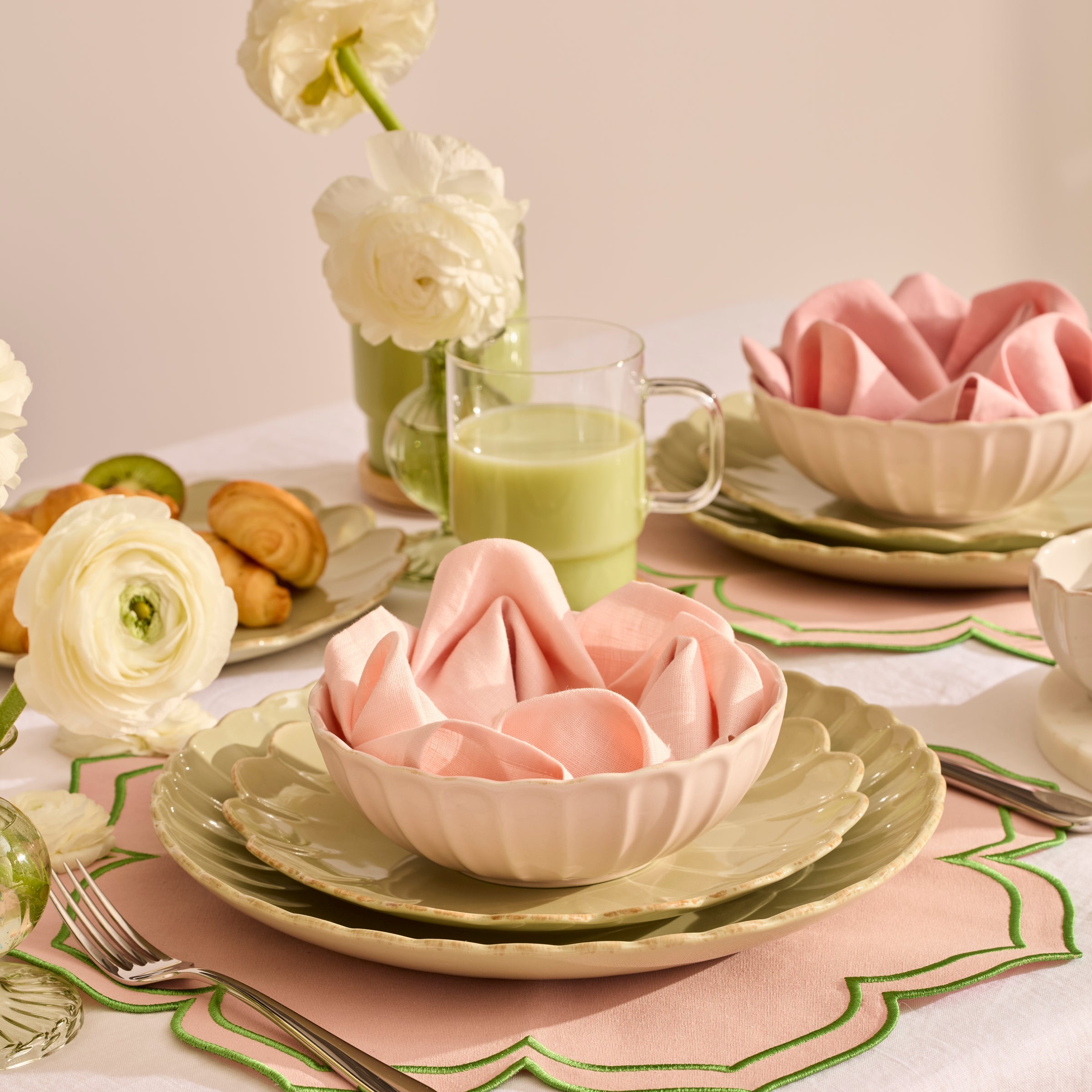 Lenox Everyday Flatware French Perle Scallop Matcha 24-Piece Dinnerware Set - Image 3