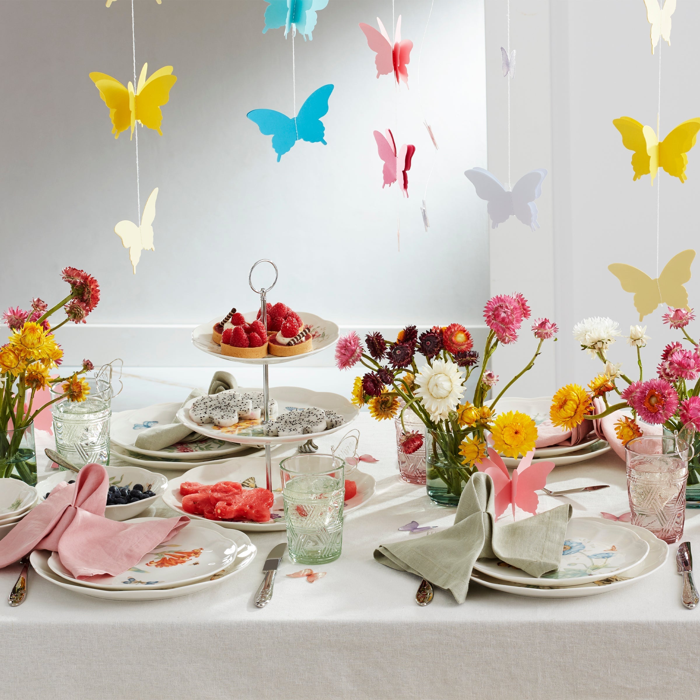 Lenox Everyday Flatware Butterfly Meadow 28-Piece Dinnerware Set - Image 8
