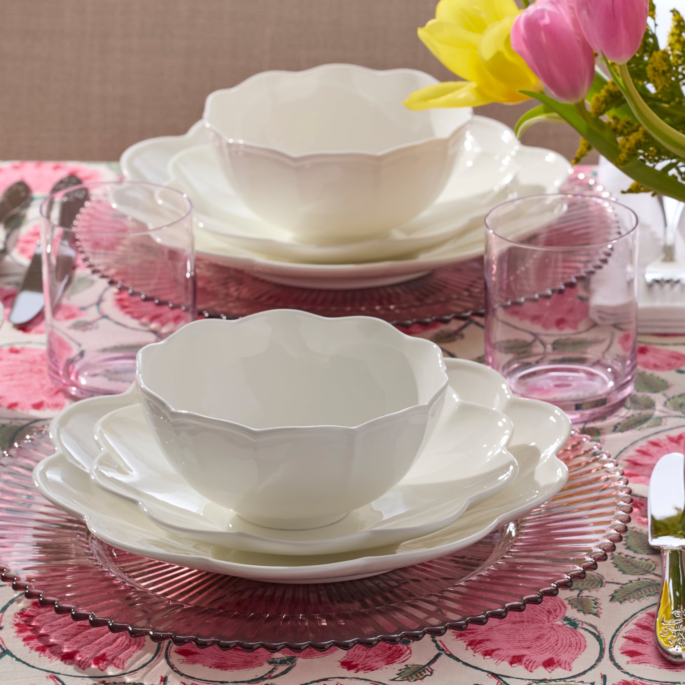 Lenox Everyday Flatware Studio 1414 Scallop 16-Piece Dinnerware Set - Image 5