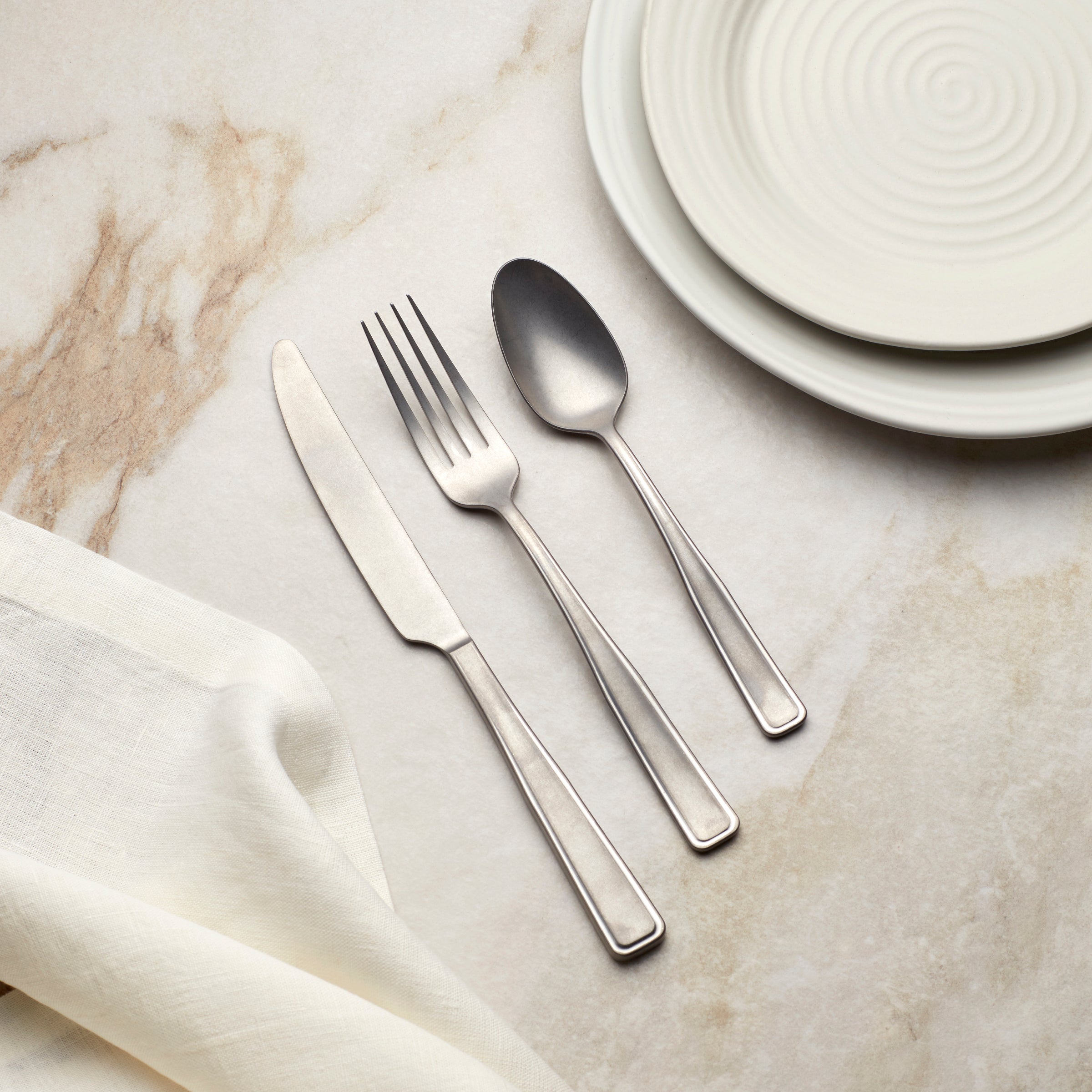 Lenox Everyday Flatware Reid Vintage 20-Piece Flatware Set - Image 6