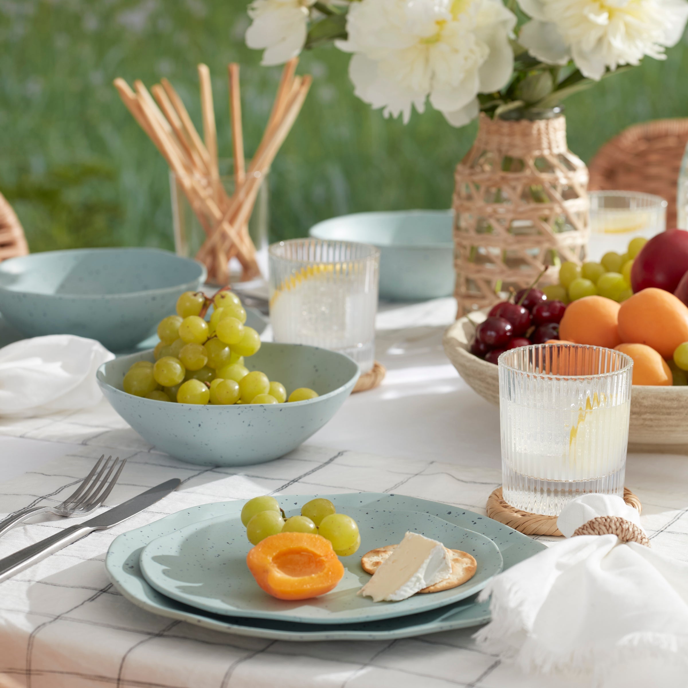 Lenox Everyday Flatware Terrazzo Melamine Mint 12-Piece Dinnerware Set - Image 5