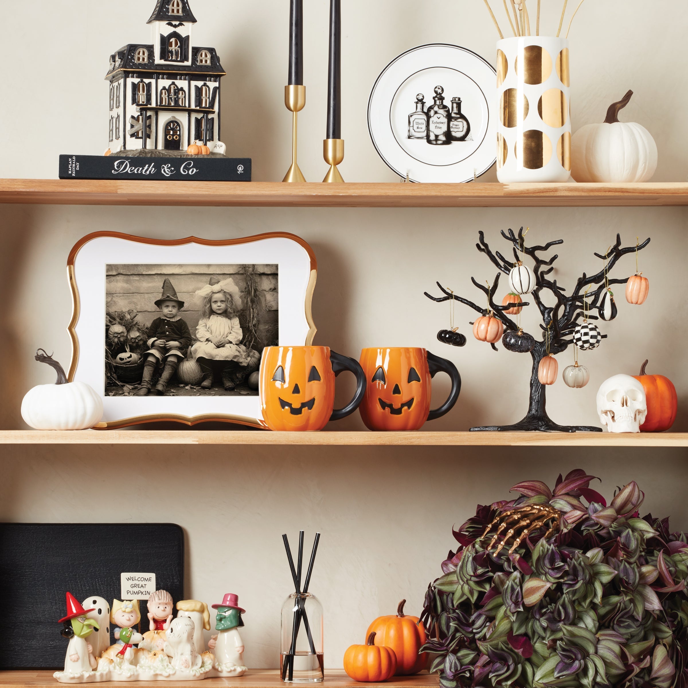 Lenox Everyday Flatware Vintage Halloween Dessert Plates, Set of 4 - Image 2