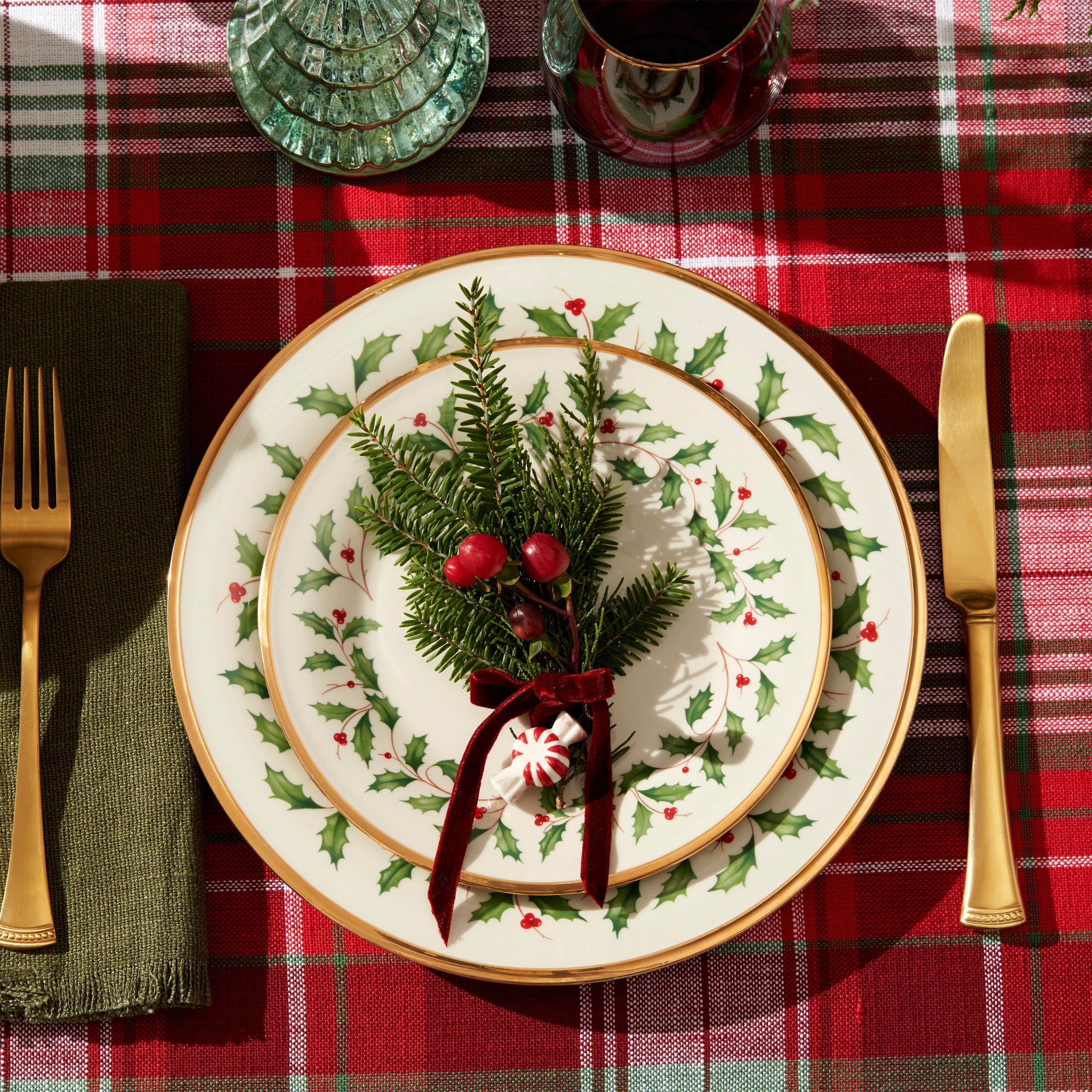 Lenox Everyday Flatware Holiday 18-Piece Dinnerware Set - Image 3