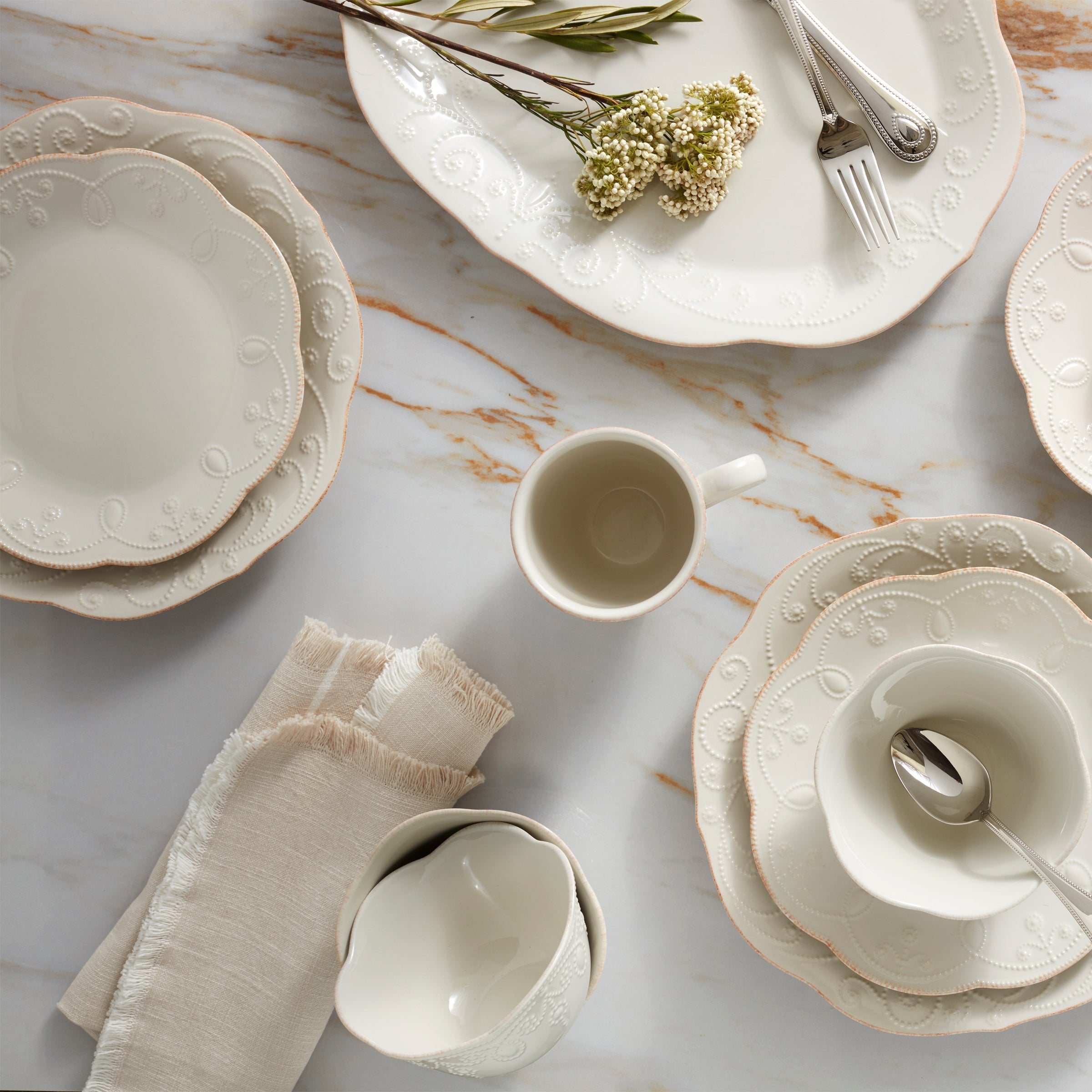 Lenox Everyday Flatware French Perle White 4-Piece Place Setting - Image 10