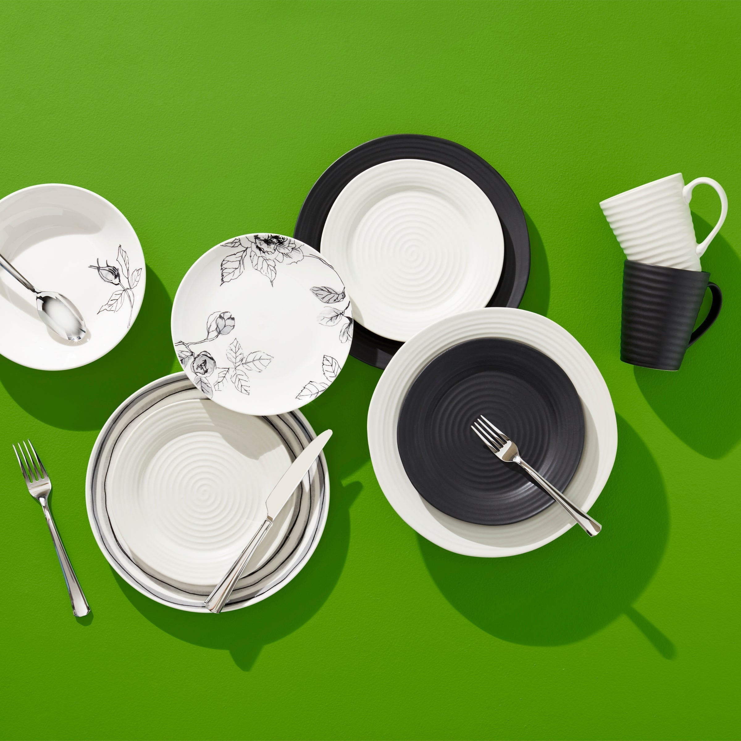 Lenox Everyday Flatware Ridge Black 12-Piece Dinnerware Set - Image 6