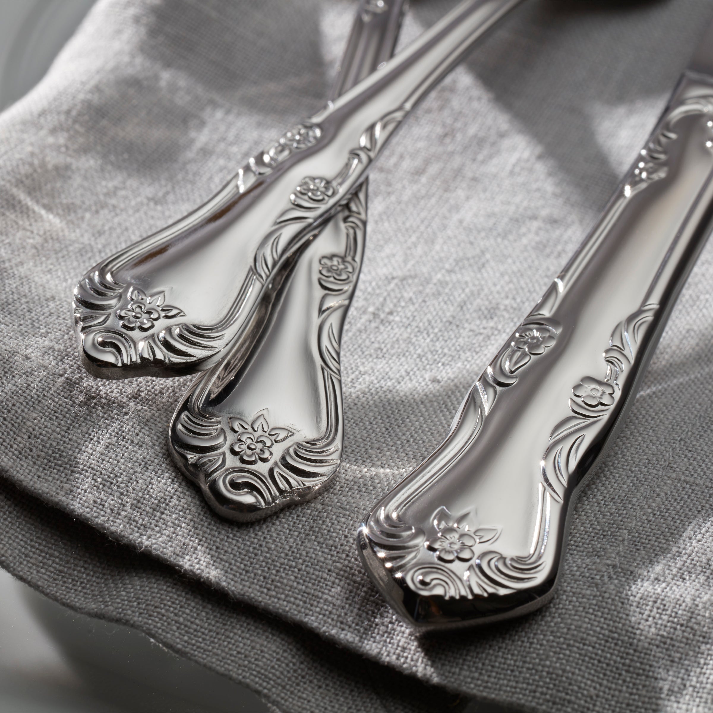 Lenox Everyday Flatware Azalea 20-Piece Flatware Set - Image 4