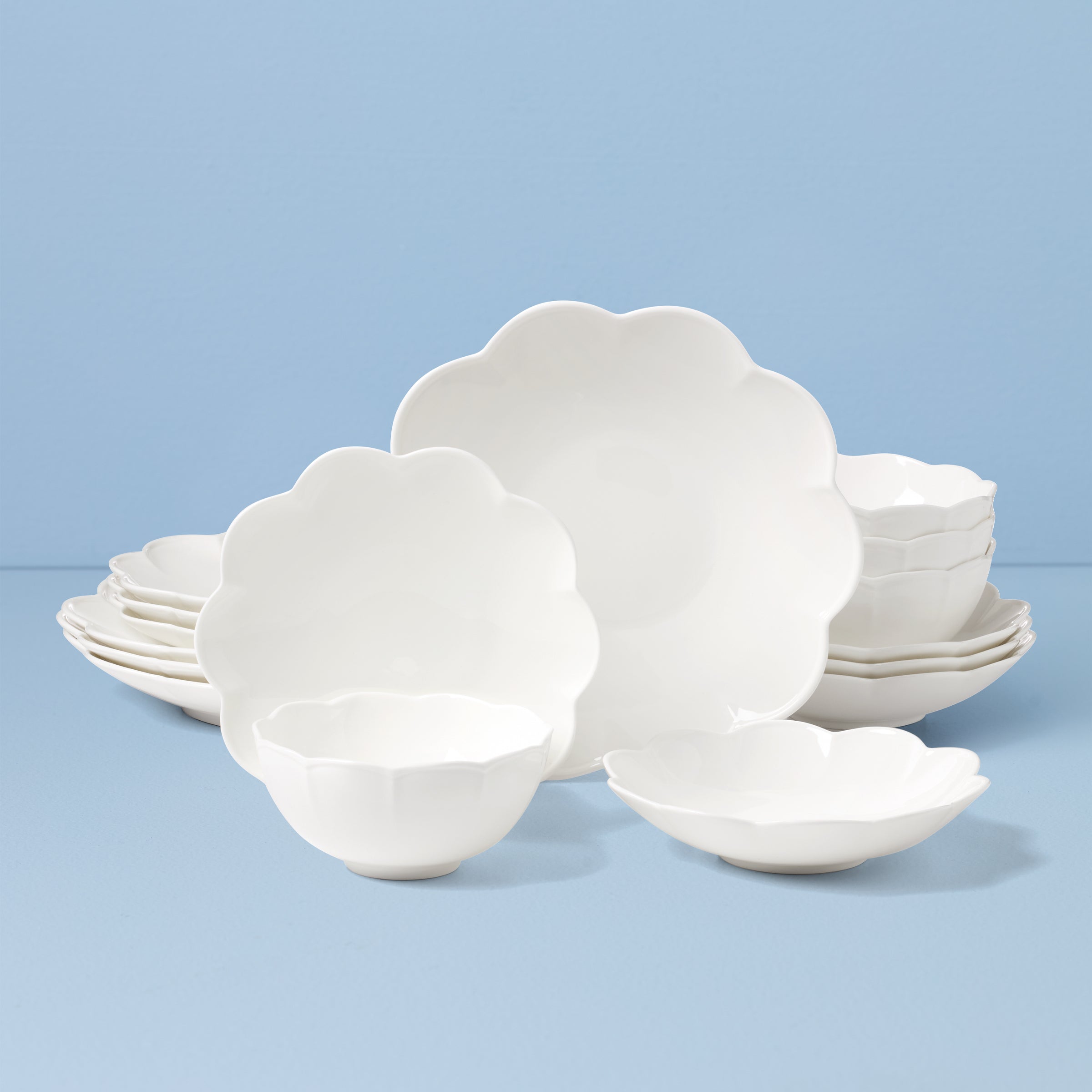Lenox Everyday Flatware Studio 1414 Scallop 16-Piece Dinnerware Set
