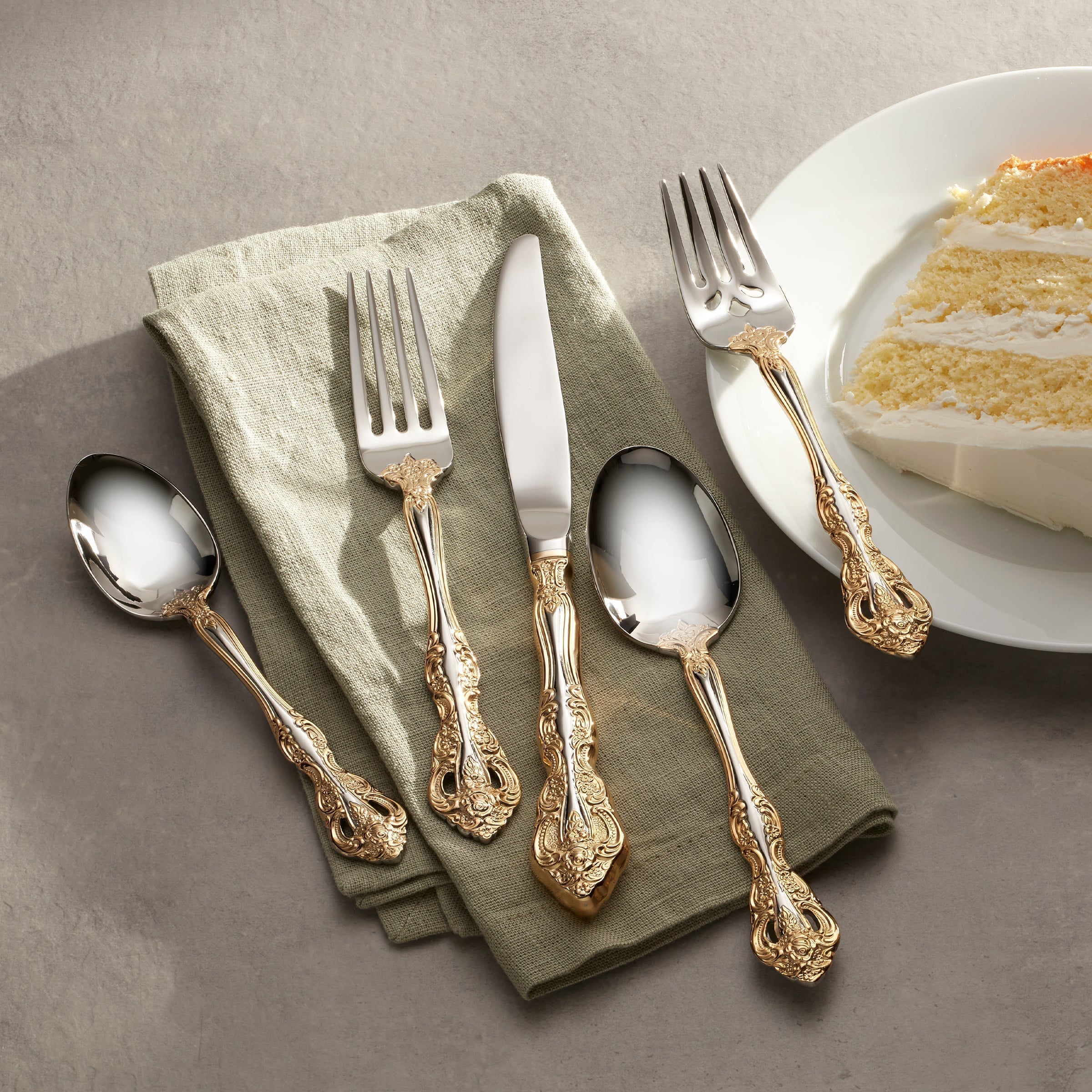 Lenox Everyday Flatware Golden Michelangelo 5-Piece Place Setting - Image 2