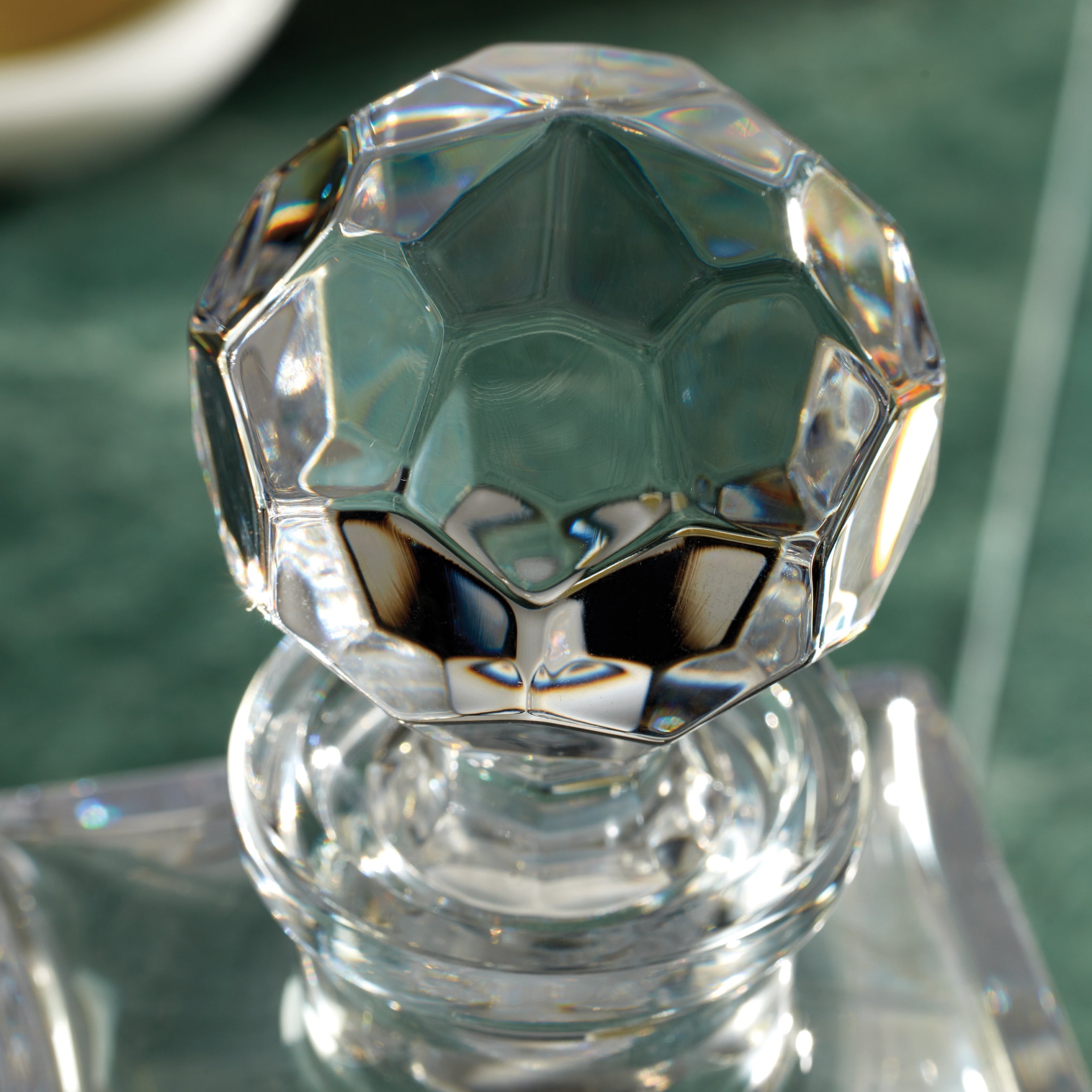 Lenox Everyday Flatware Hamilton Crystal Decanter - Image 3