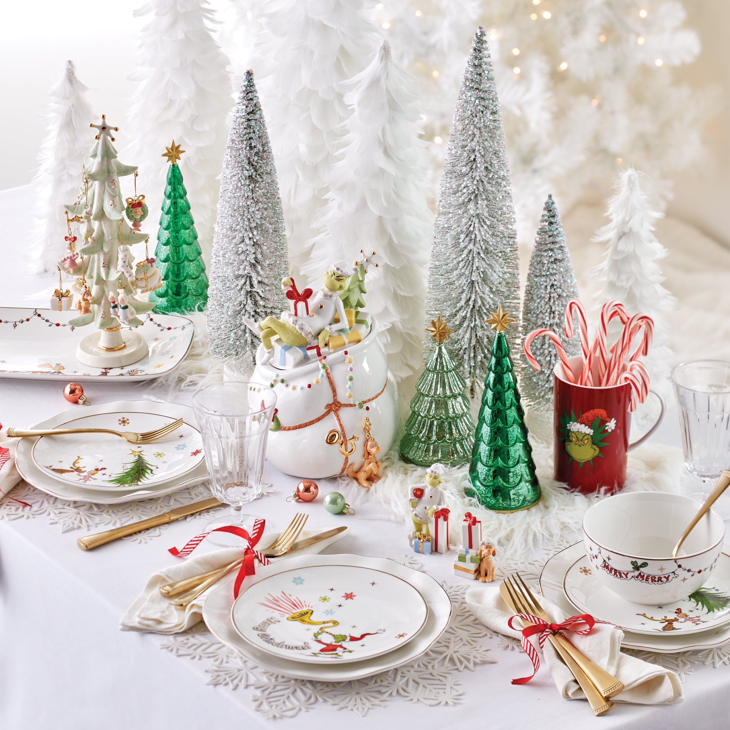 Lenox Everyday Flatware Merry Grinchmas Assorted Accent Plates, Set of 4 - Image 5